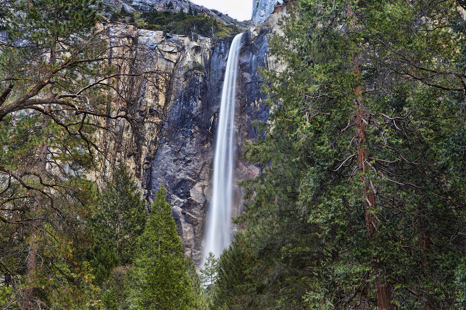 Silver Strands Falls | Yosemite National Park 