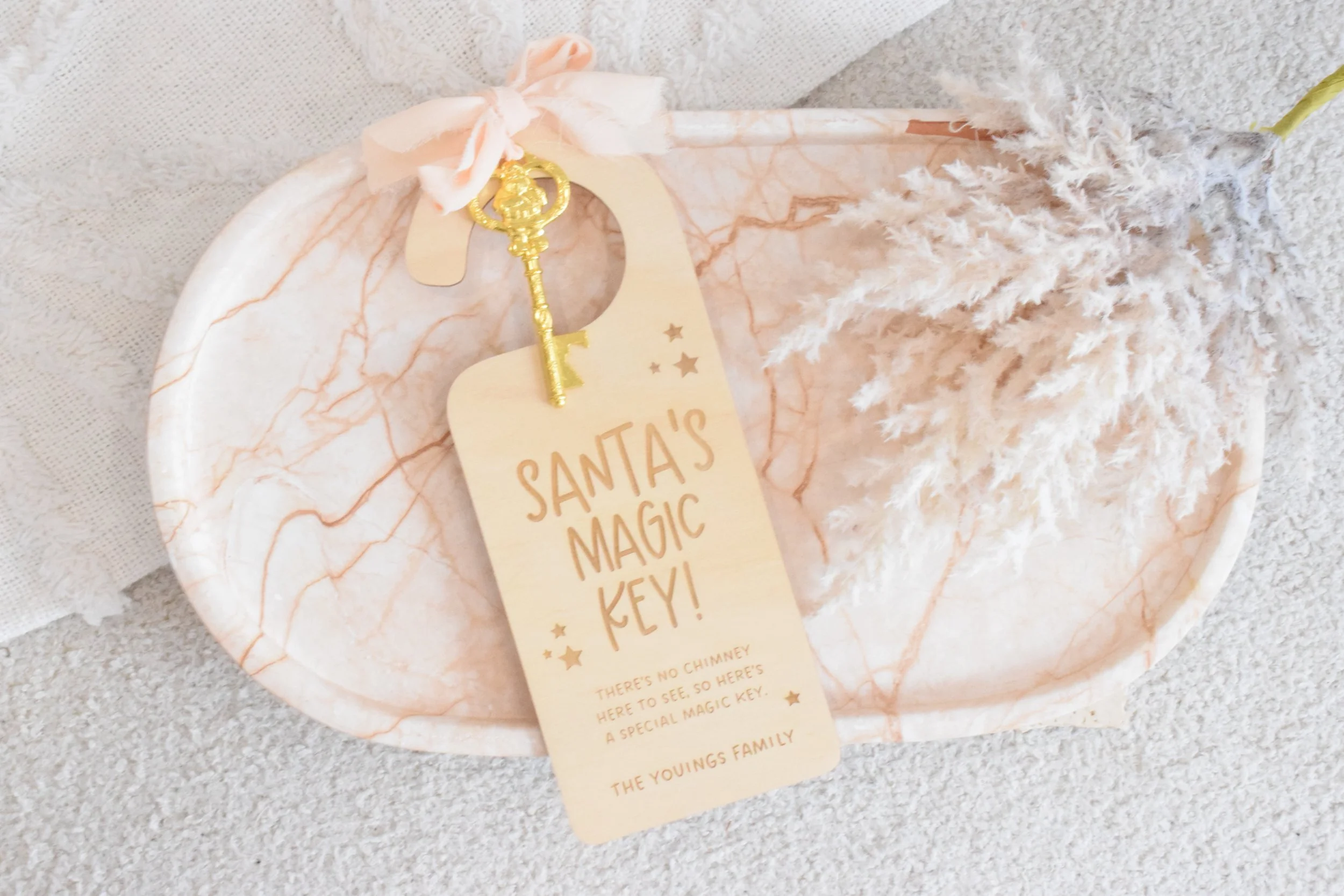 door hanger magic key