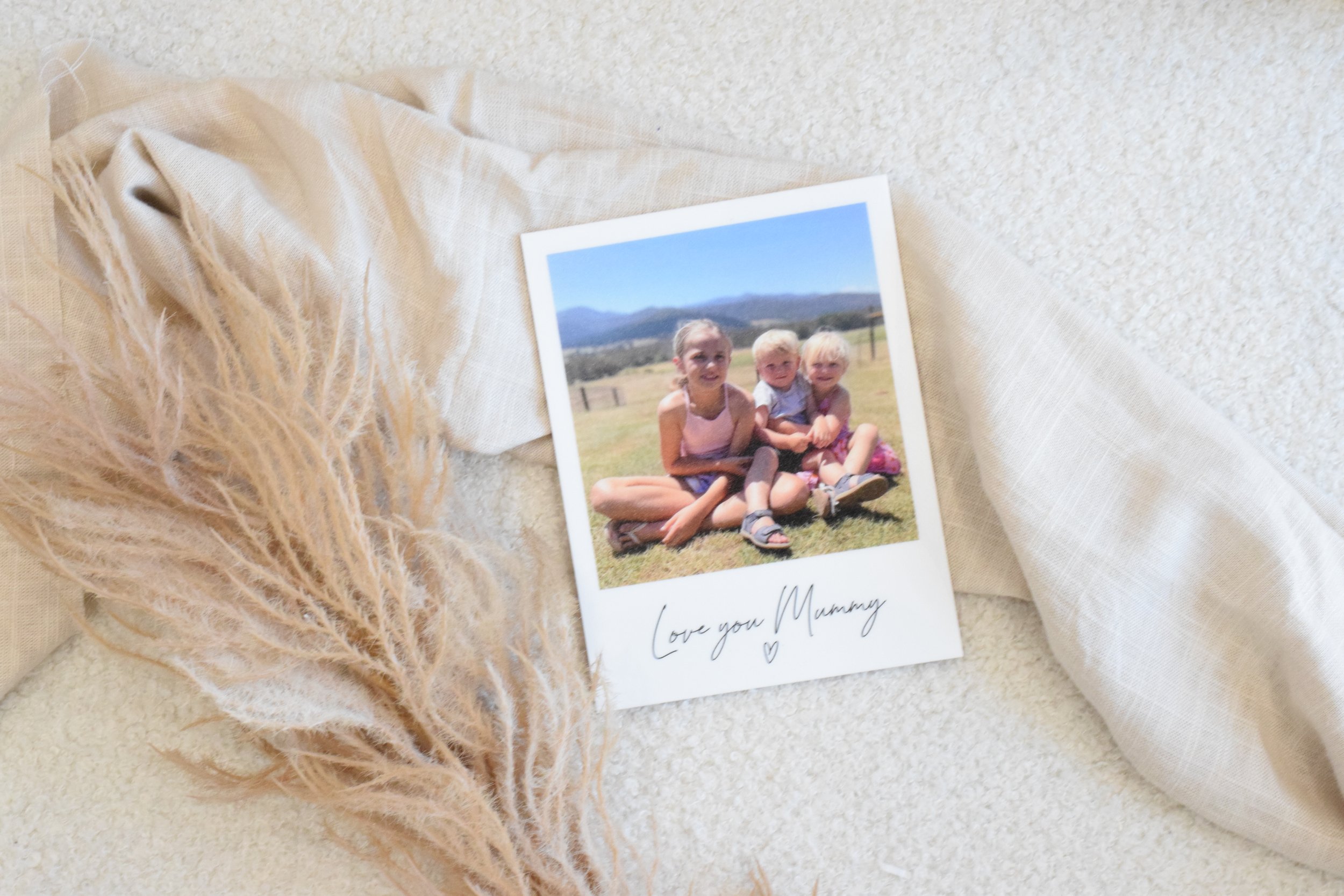 polaroid photo fridge magnet