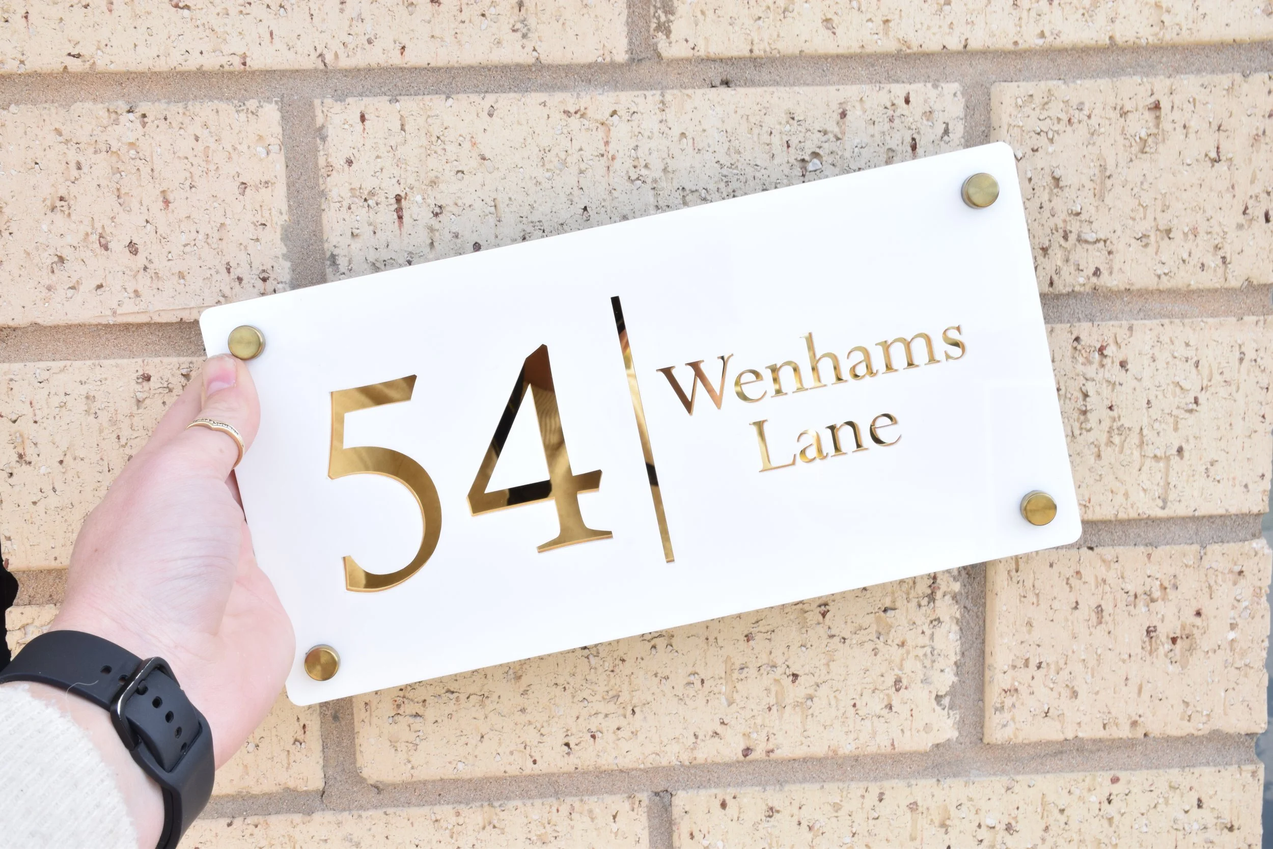 House plaque rectangle with line through centre 28x14cm