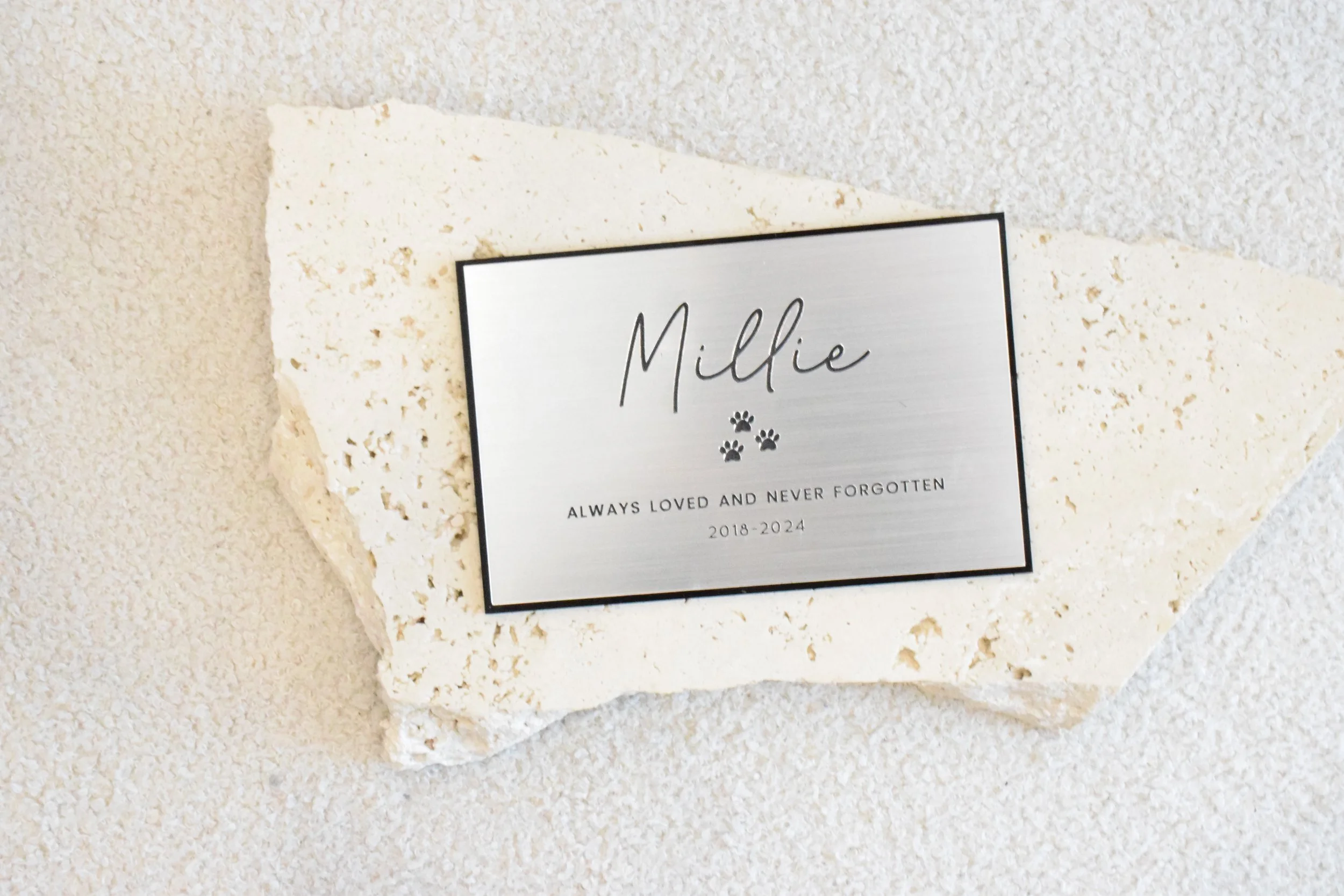 memorial sign rectangle