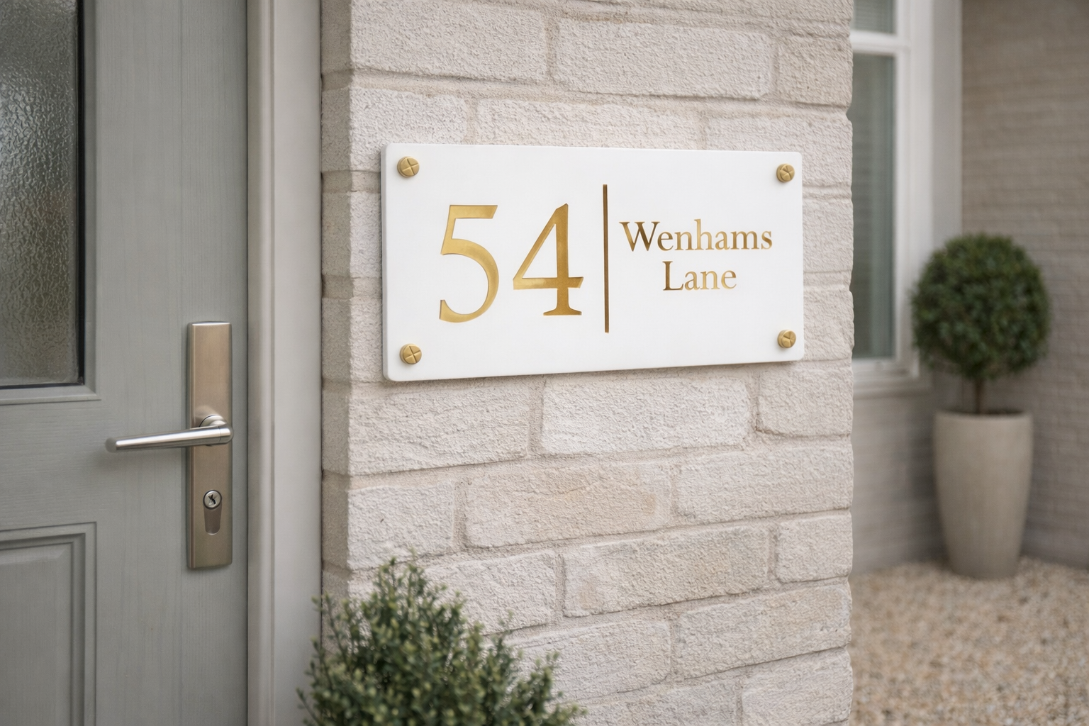 House plaque rectangle with line through centre 28x14cm