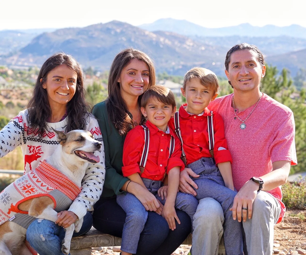 Dis my family... well some. I love them all so so so very much. 