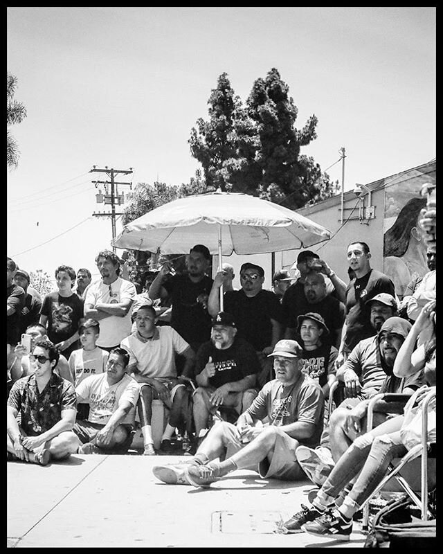 The audience in anticipation at the first OC vs LA handball game of the season. Modelos in hiding. Thousands of dollars at stake. #film #35mm