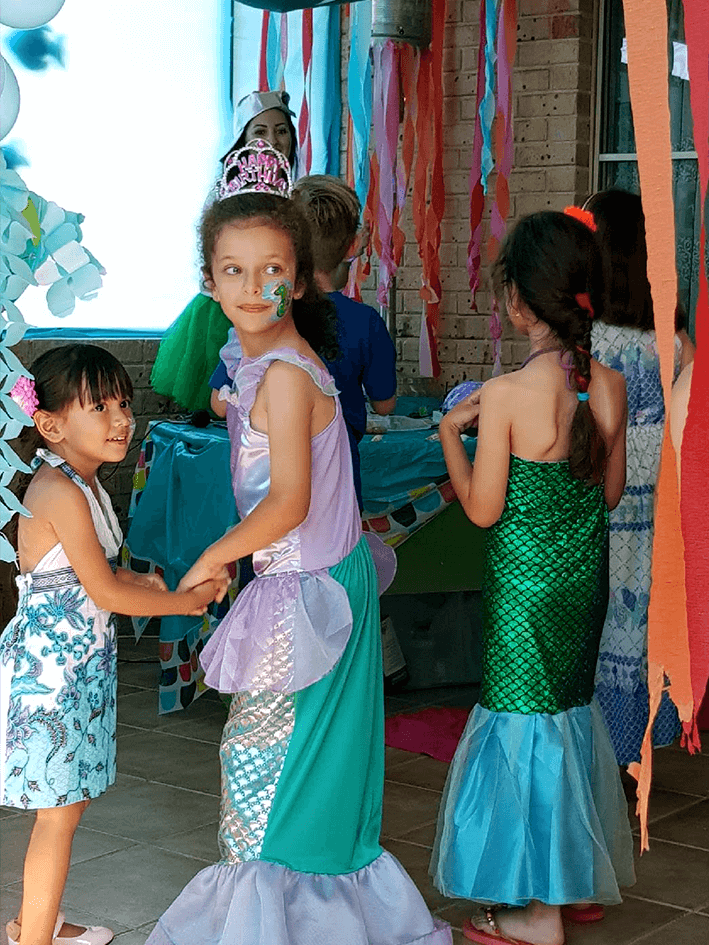 US AKP Party Pics (V) - Mermaid Party.png