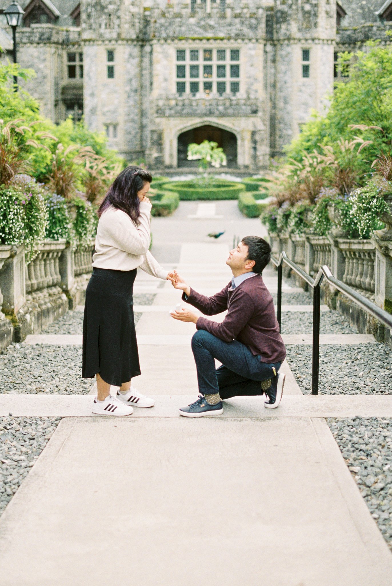 M + R Hatley Castle Proposal 2021 - Fuji 400 H film -24-2.jpg