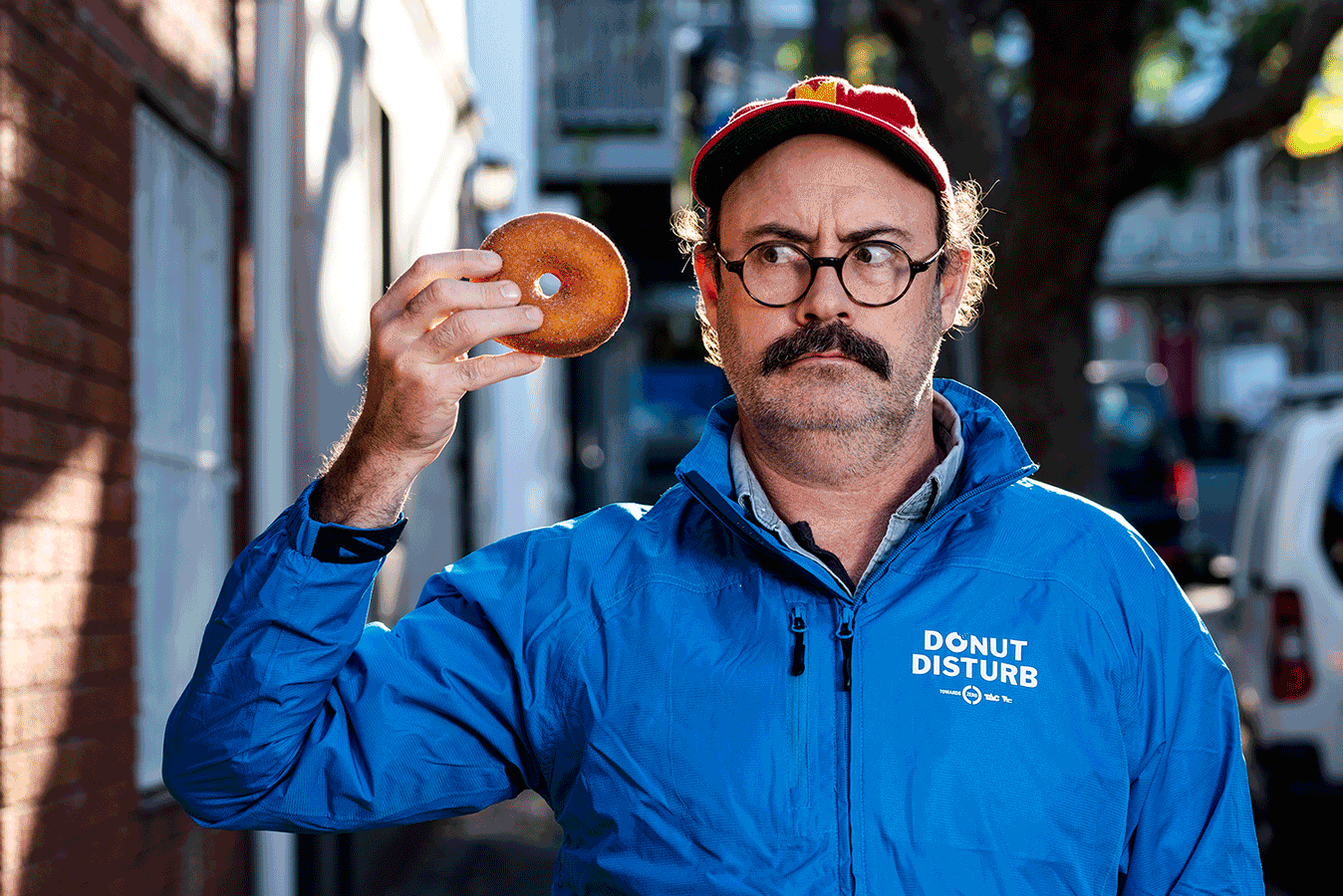 donut-disturb_Sam_Landscape_animated.gif