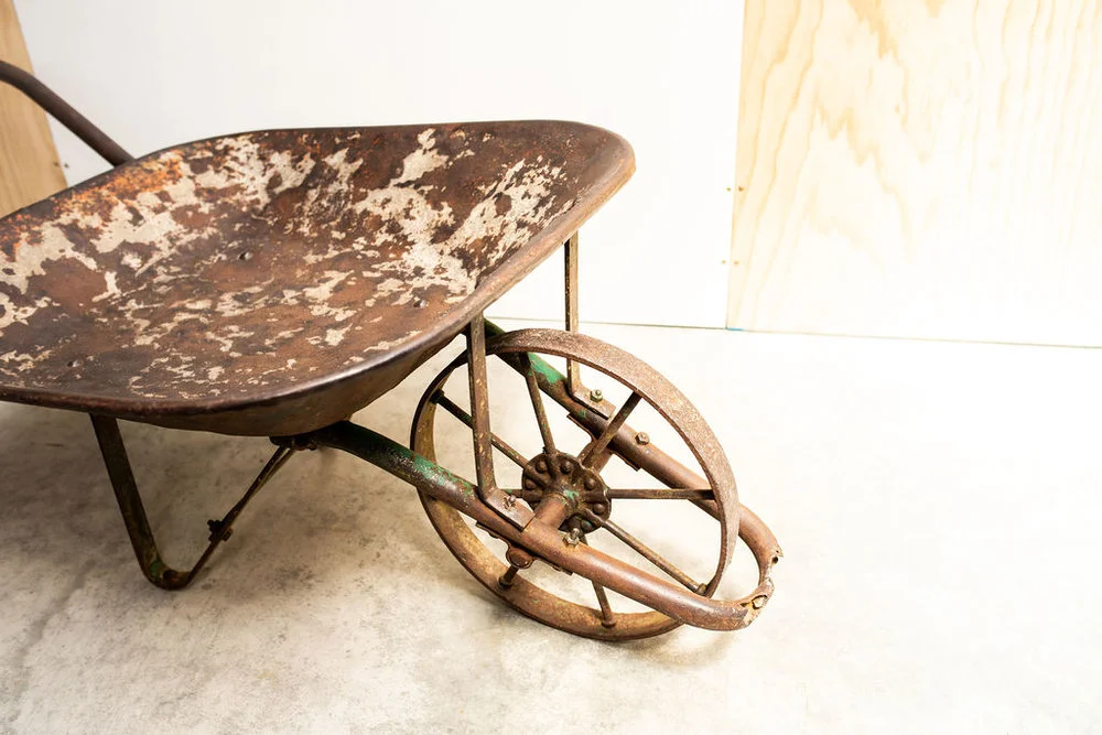 BAR_Vintage+Wheel+Barrow_04.jpg