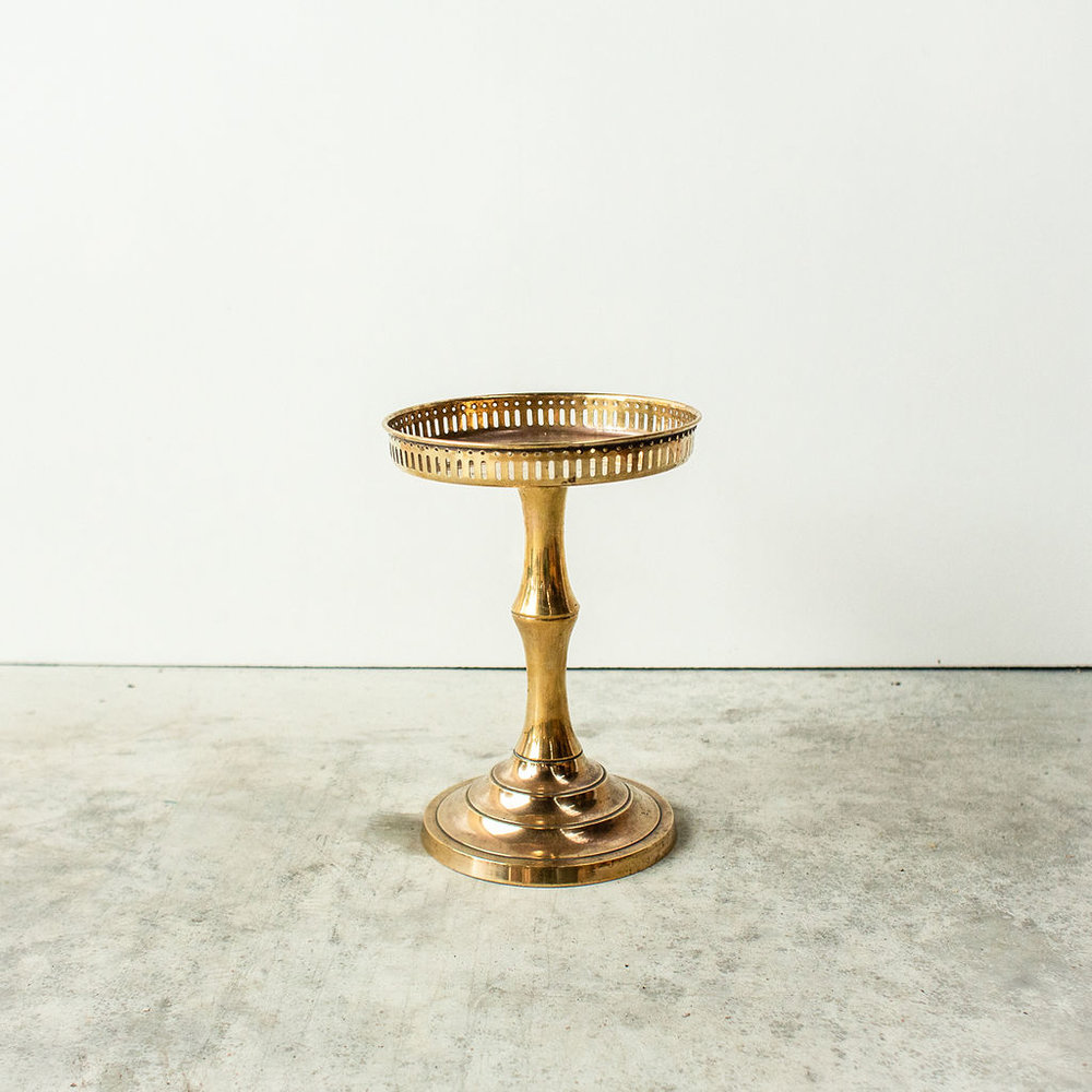 DECORATIVE_Brass+Display+Stand_01.jpg,