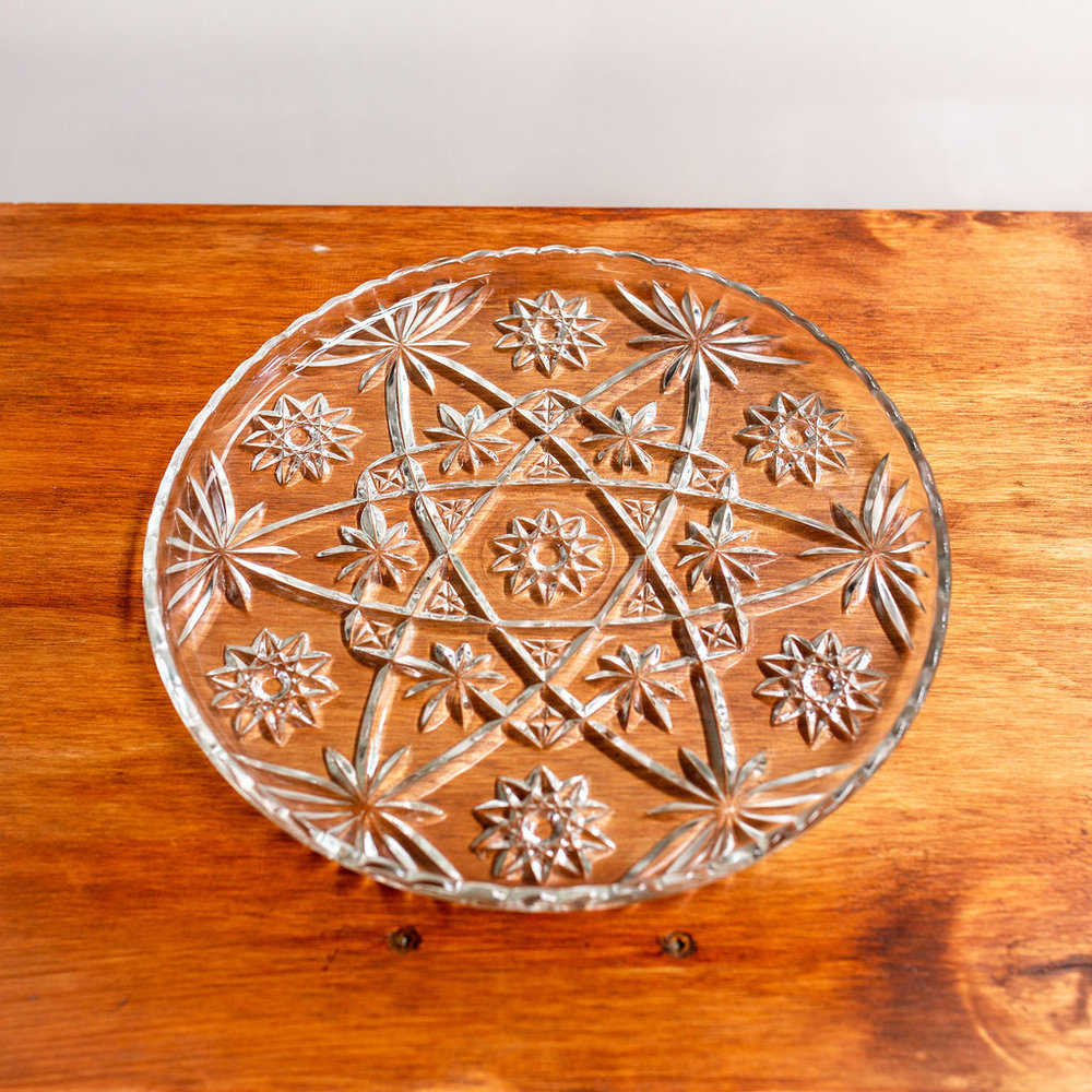 DECORATIVE_Vintage+Glass+Plate_02.jpg,