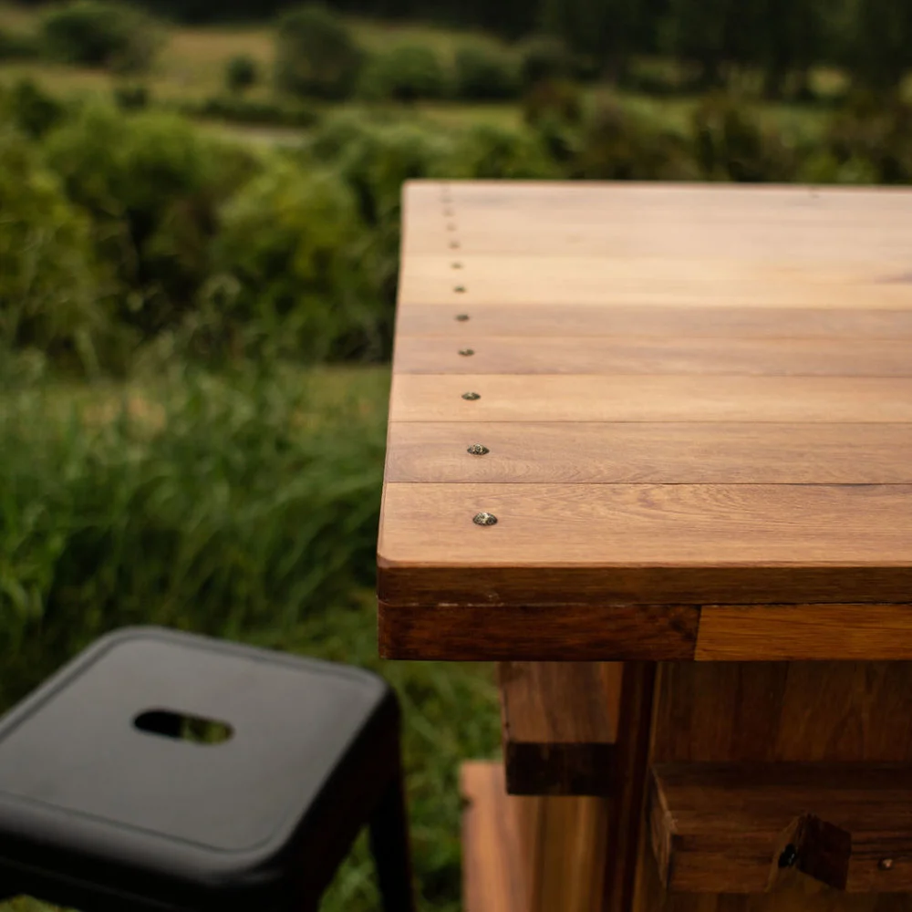 BAR_Rimu+Wool+Press+Bar+Leaner_05.jpg,
