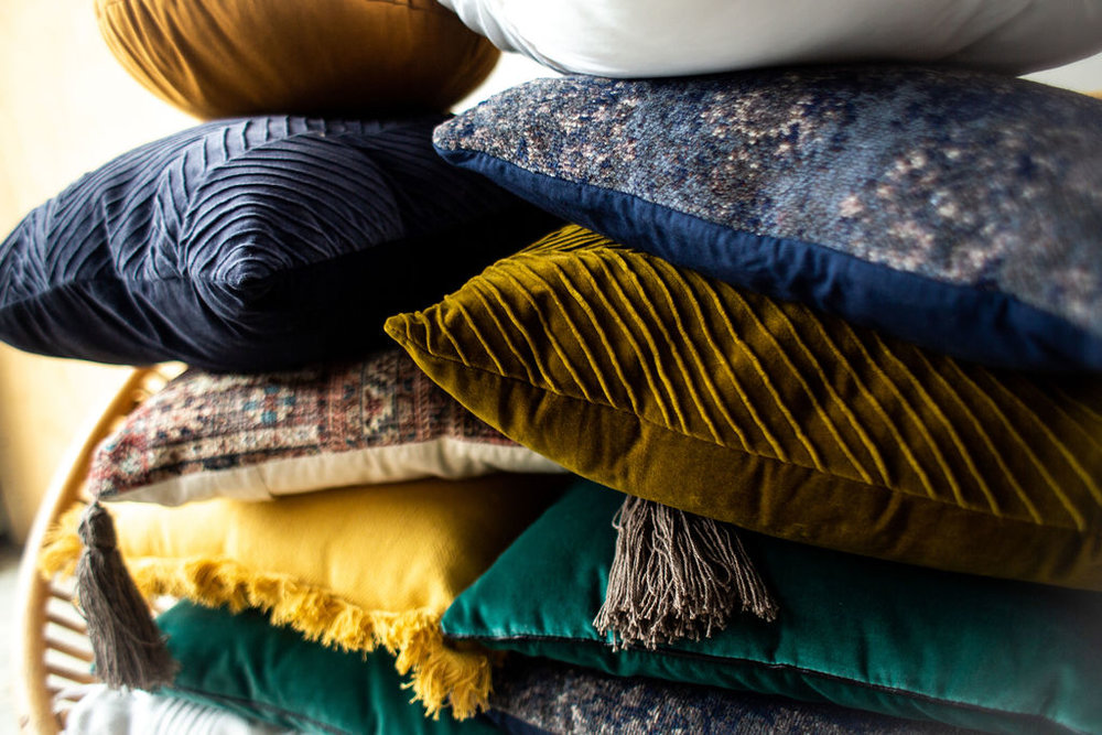 Copy of FURNITURE_Mix+and+Match+Cushions_05.jpg,