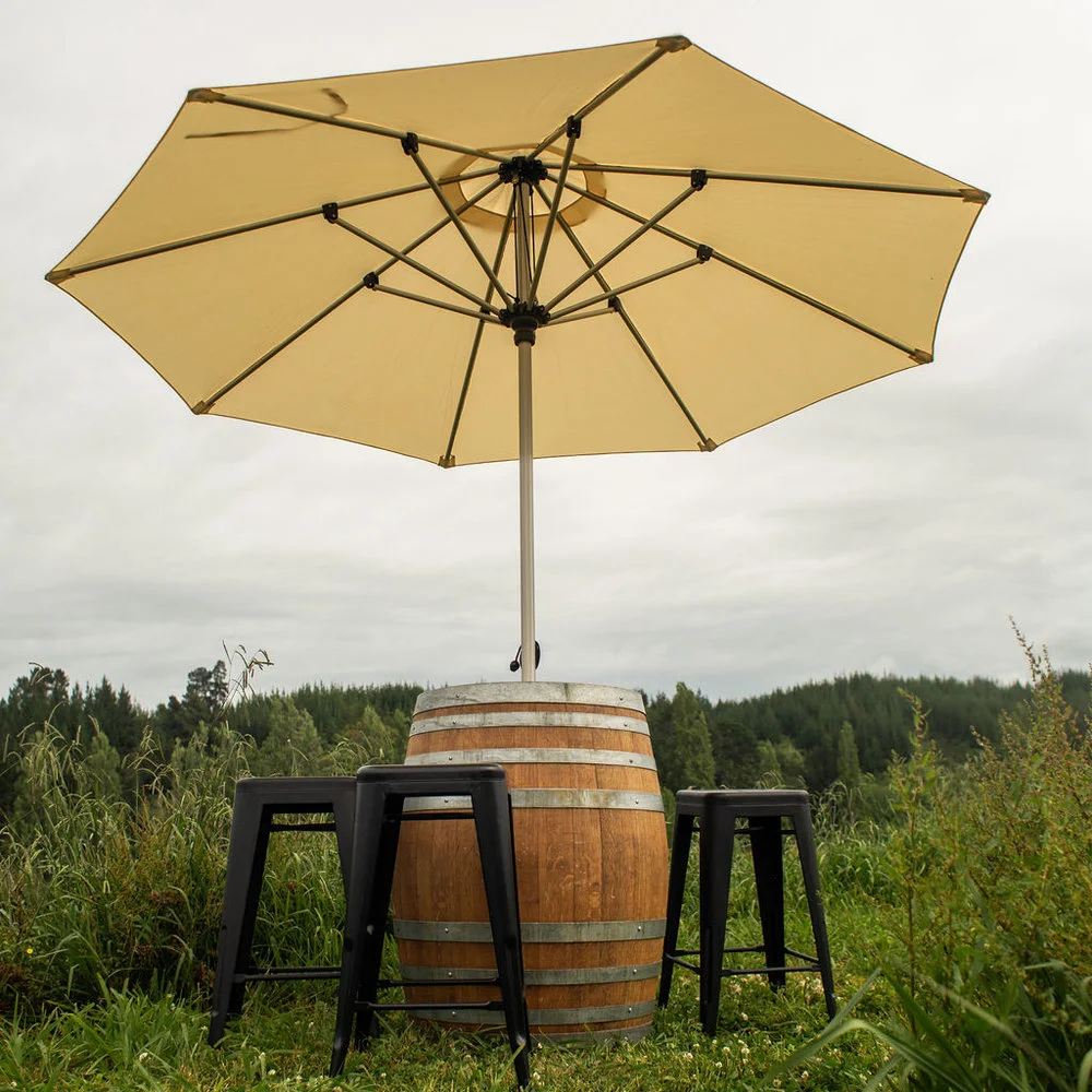FURNITURE_Umbrella_02.jpg