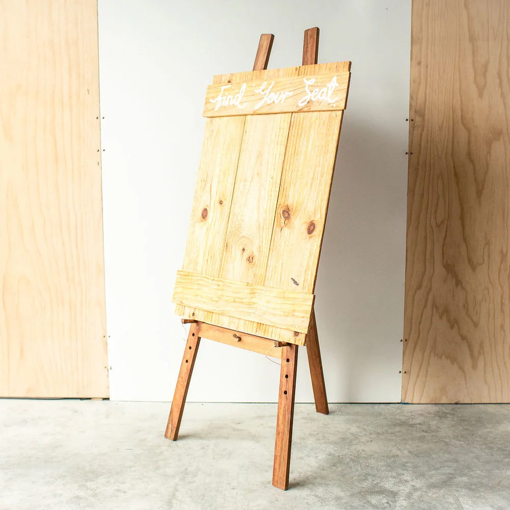 SIGNAGE_RusticFindYourSeatBoard.jpg