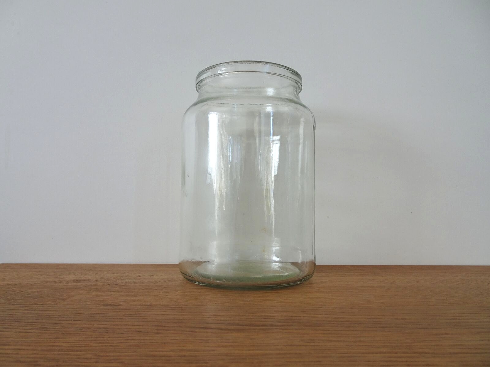 DECORATIVE_Plain Large Glass Jar_02