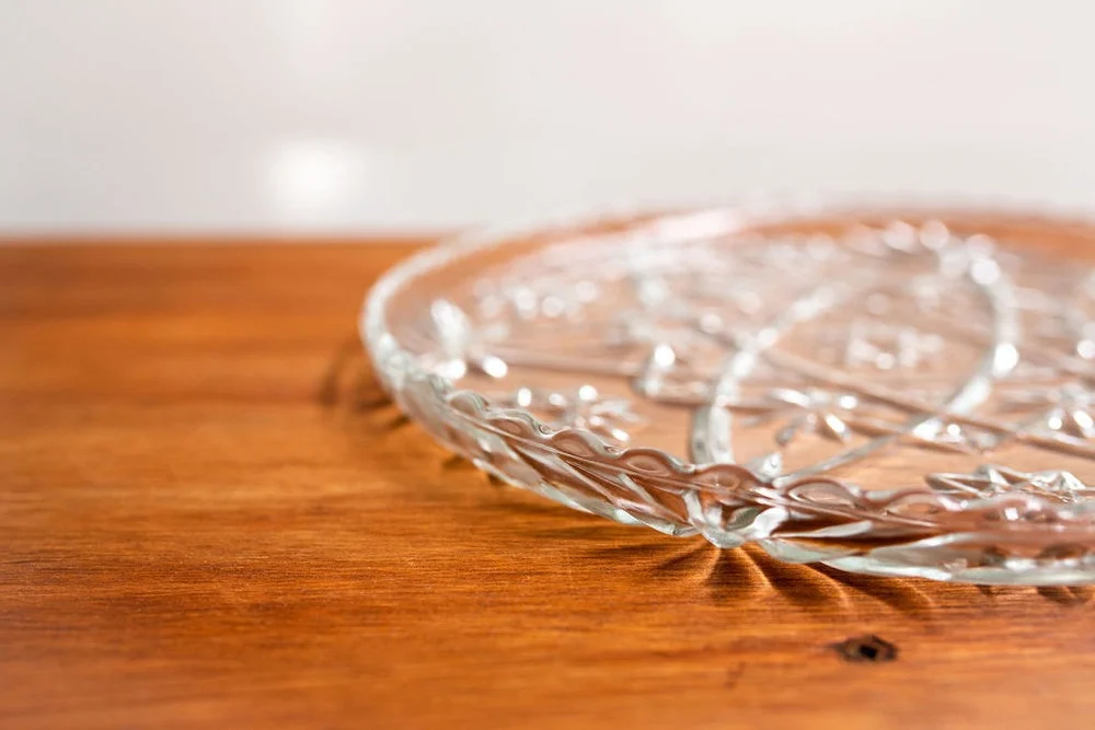 DECORATIVE_Vintage+Glass+Plate_05.jpg,