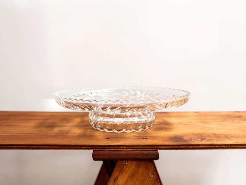 Copy of DECORATIVE_Vintage+Glass+Cake+Stand_01.jpg,