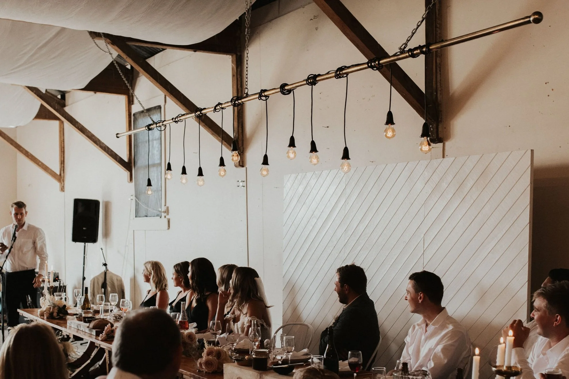 LIGHTING_Hanging Brass Pole_01