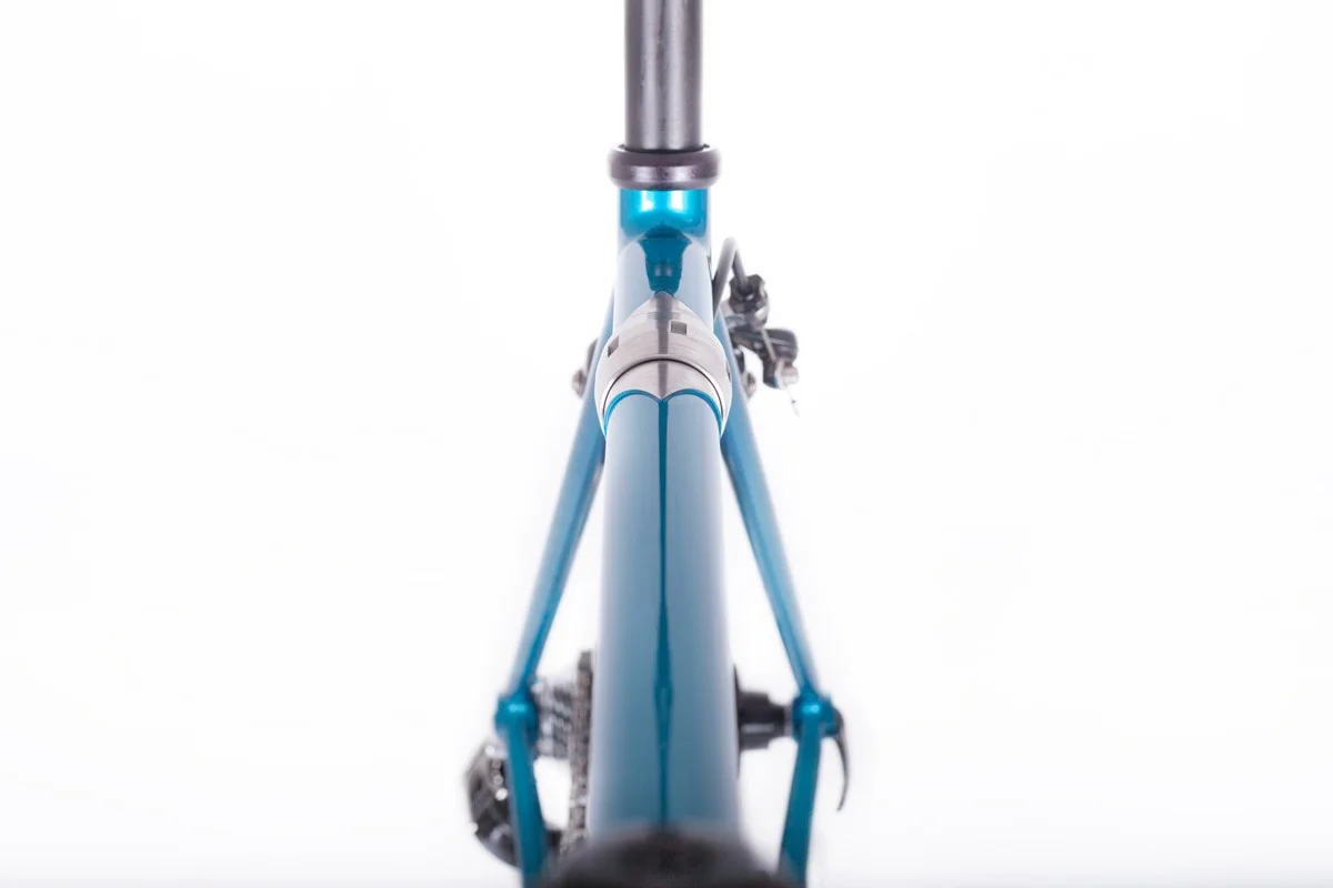 MB04-1200x800 (1).jpg