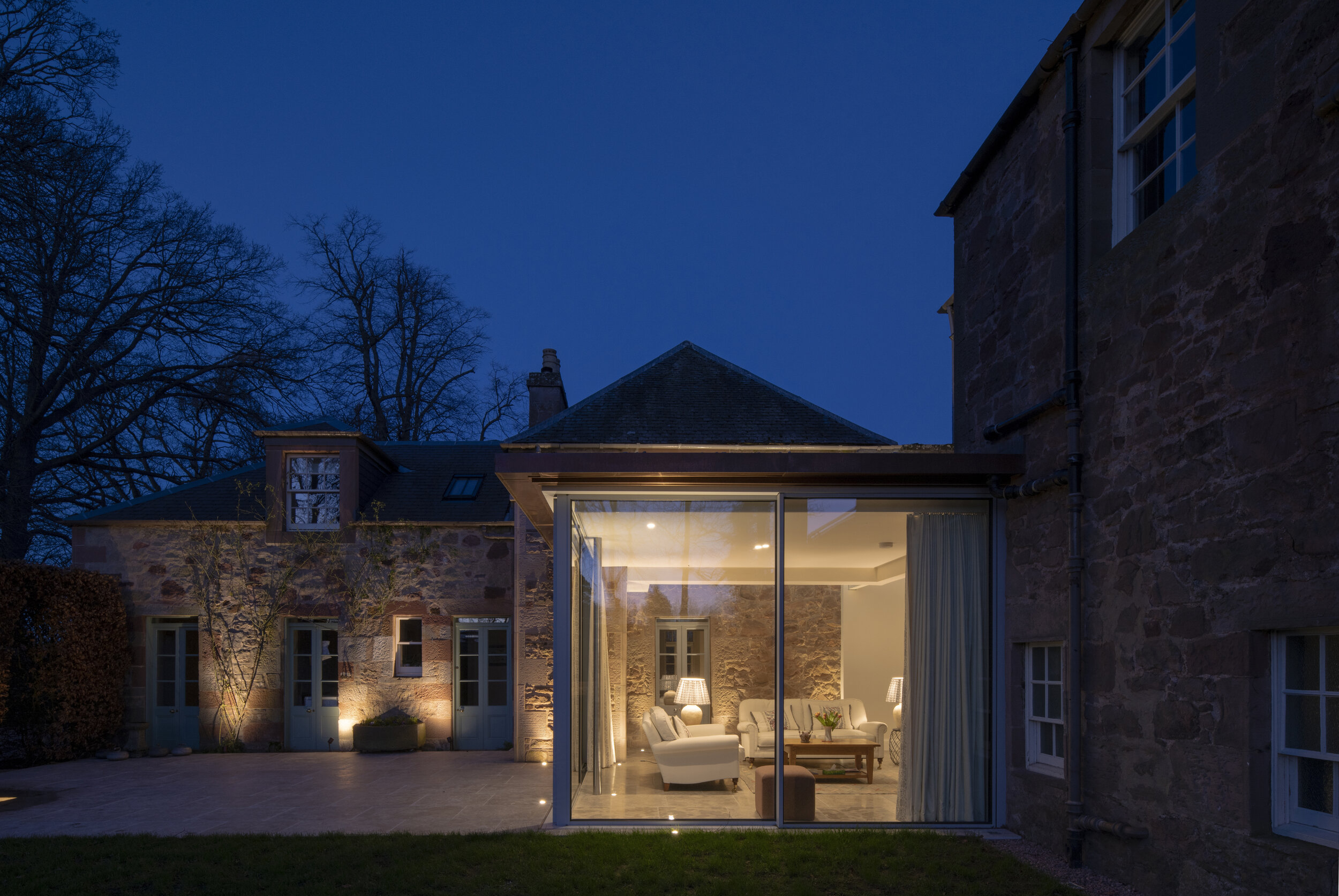 David Blaikie Architects - Garden Room East Lothian 2 (c) Paul Zanre.jpg