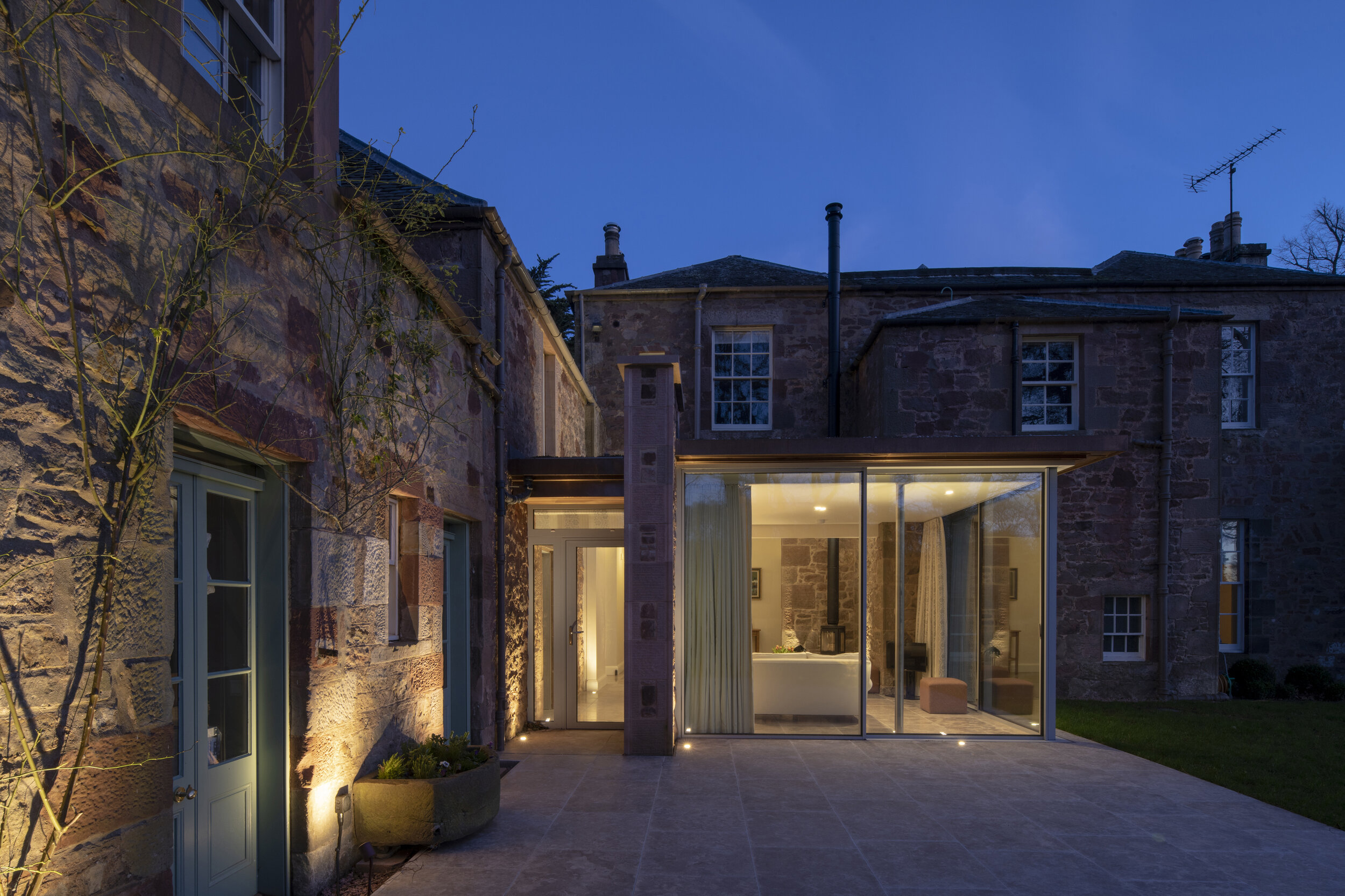 David Blaikie Architects - Garden Room East Lothian 1 (c) Paul Zanre.jpg