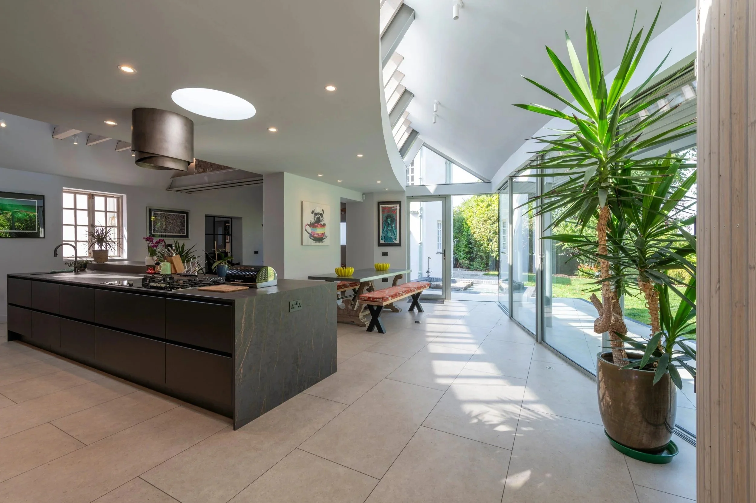 David Blaikie Architects_Glenwood Interior_Paul Zanre.jpg