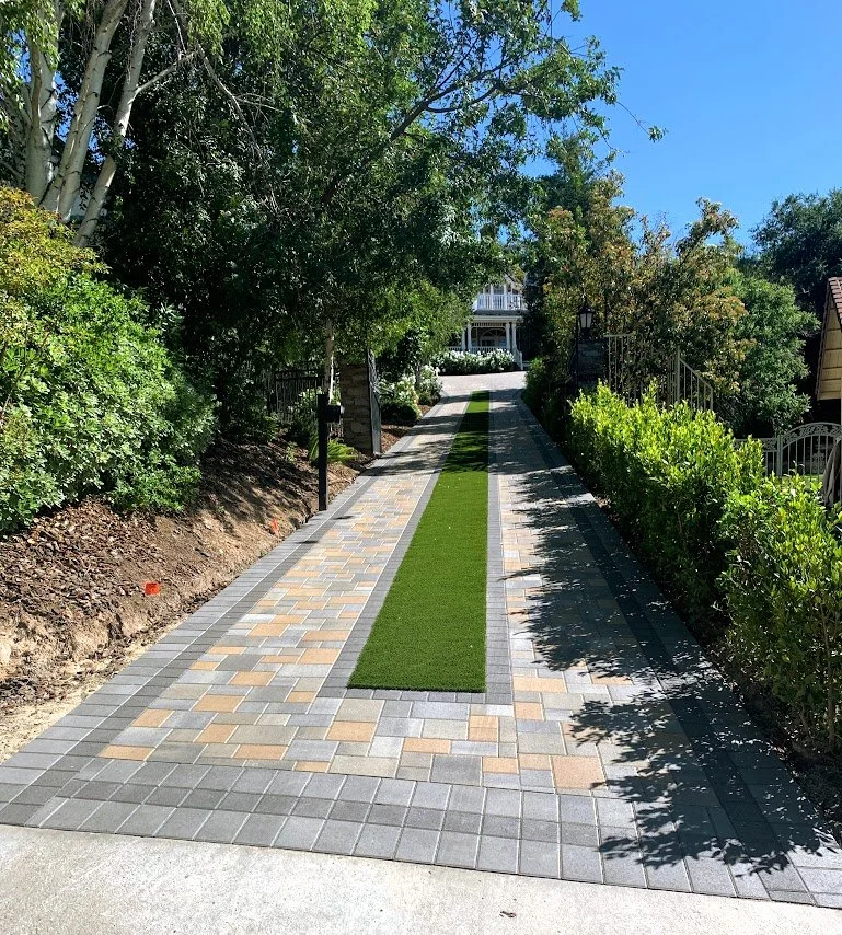 Paver Driveway2.jpg