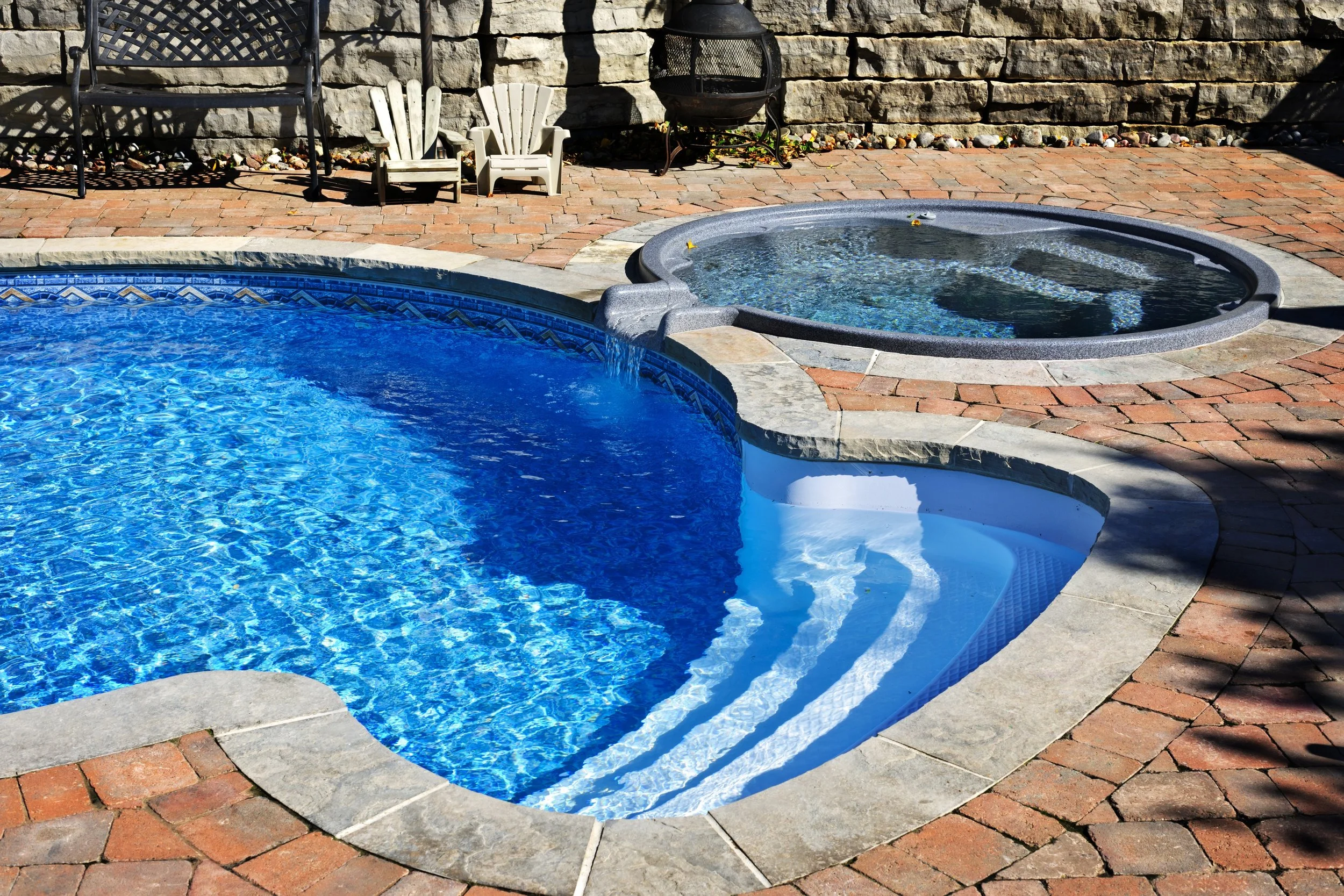 Pool3.jpg