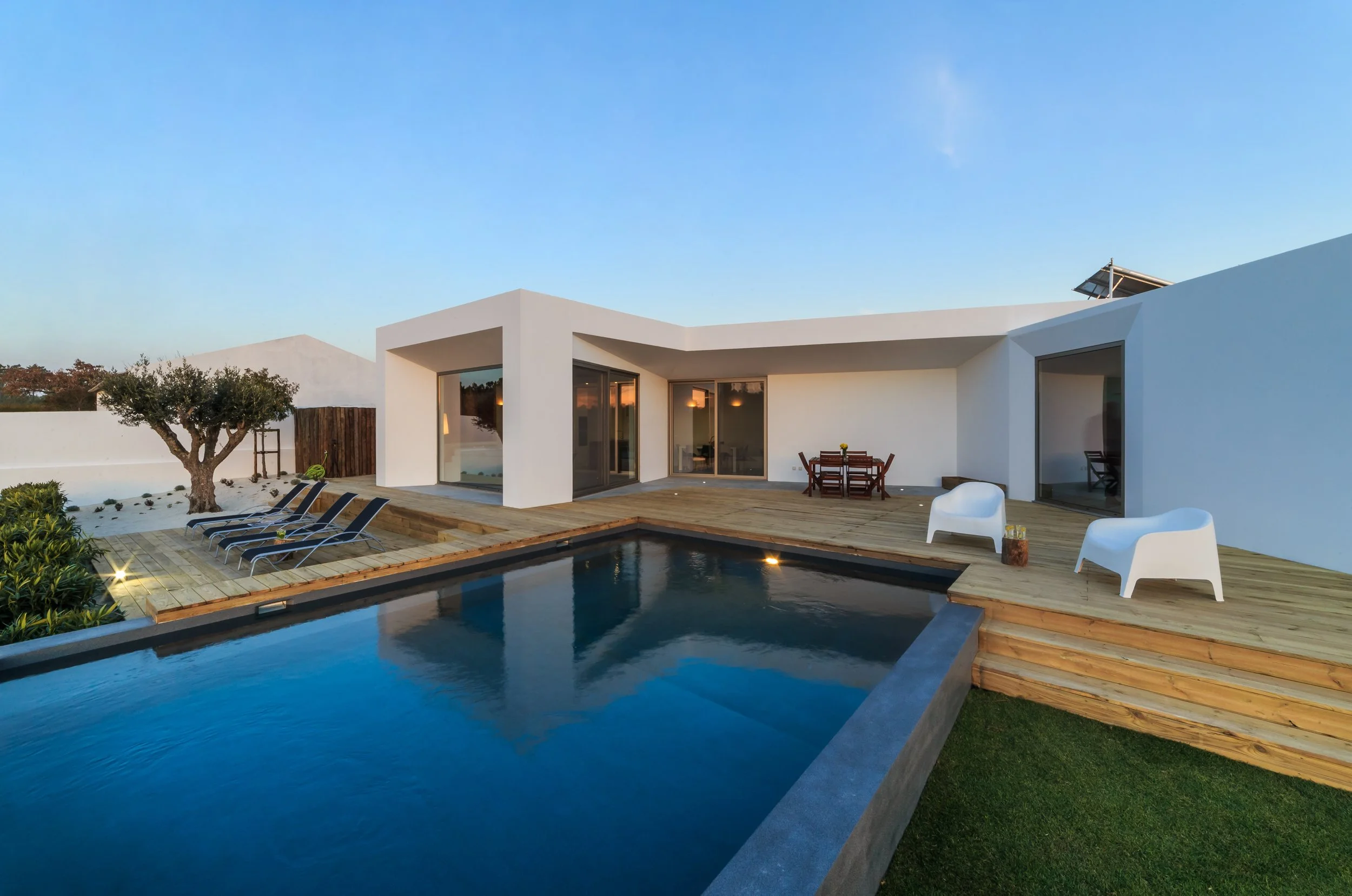 Custom Pool 3.jpg