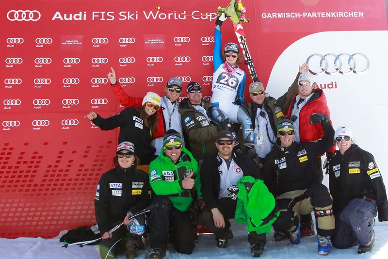 Laurenne Ross makes it 6-for-6