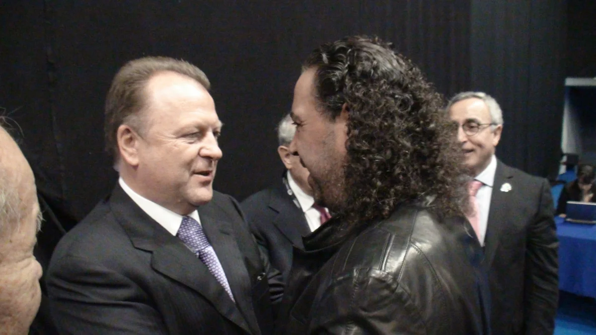 What does the sheikh want?