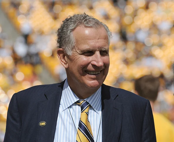 Former NFL commissioner Paul Tagliabue in 2014 // Getty Images