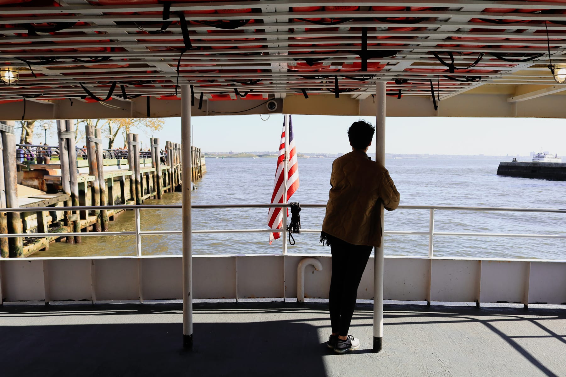 08-NY-journey-ferryride01-1.jpg
