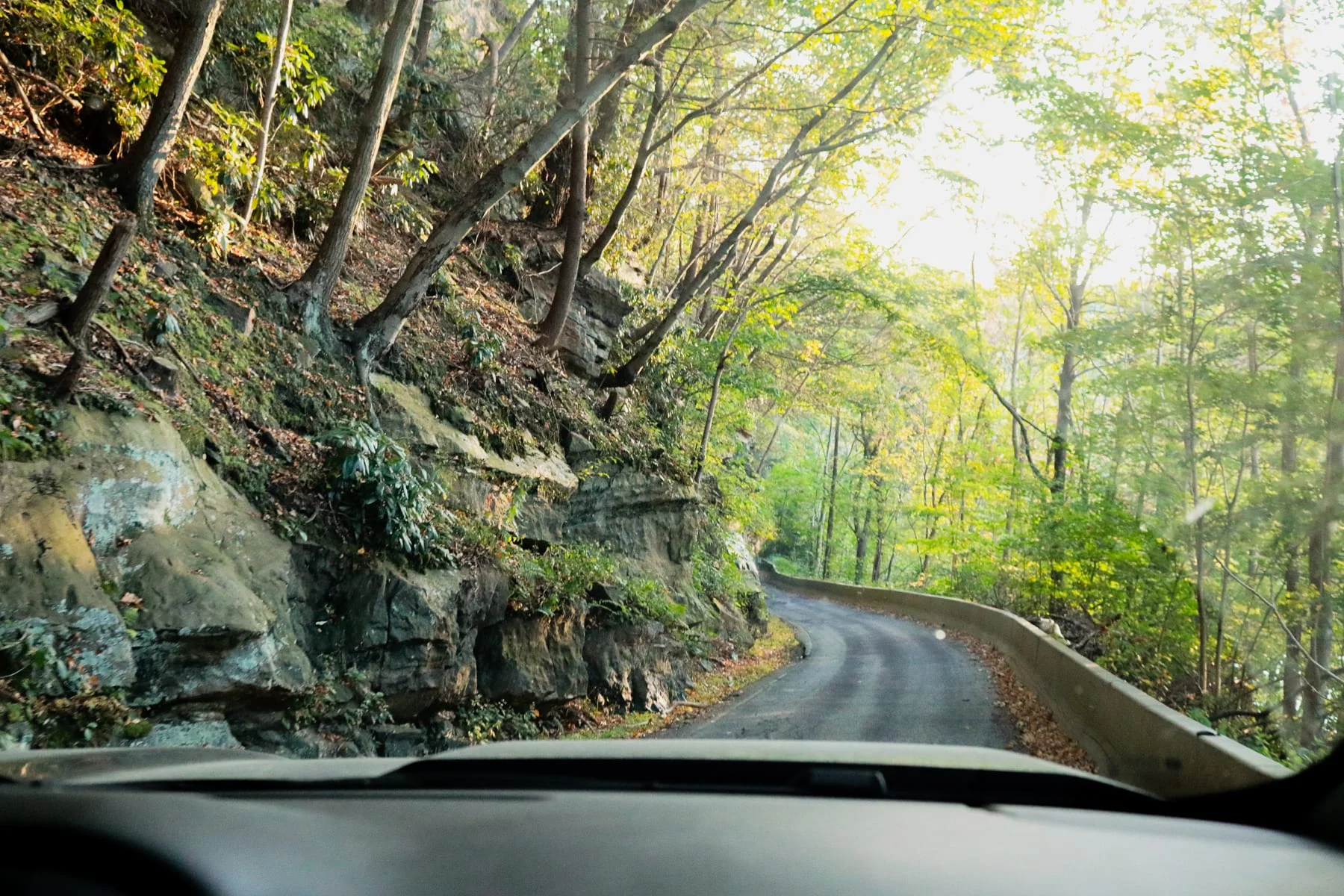 09-NJ-journey01-delawarewatergap01.jpg