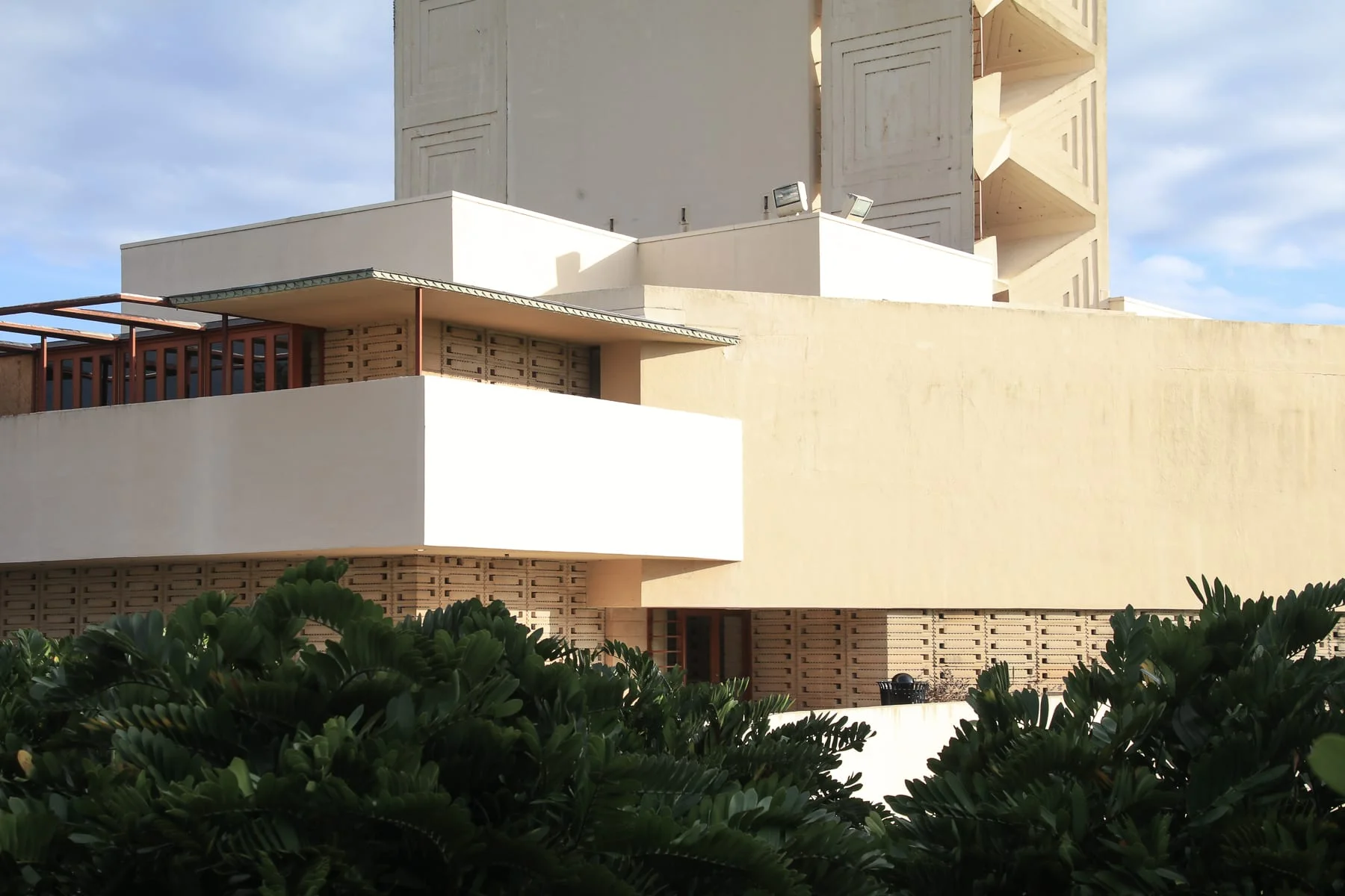 15-FL-journey-franklloydwright-fsc15.jpg
