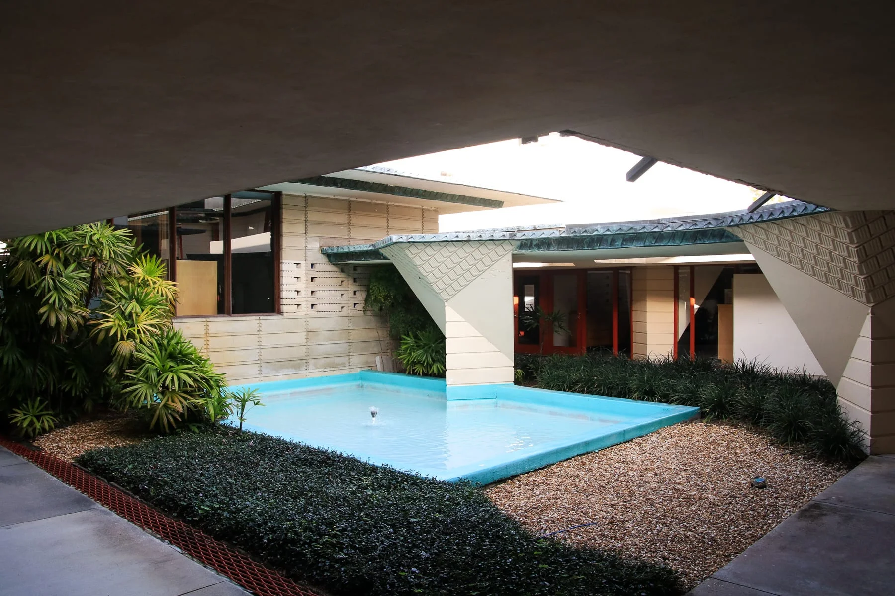 15-FL-journey-franklloydwright-fsc19.jpg