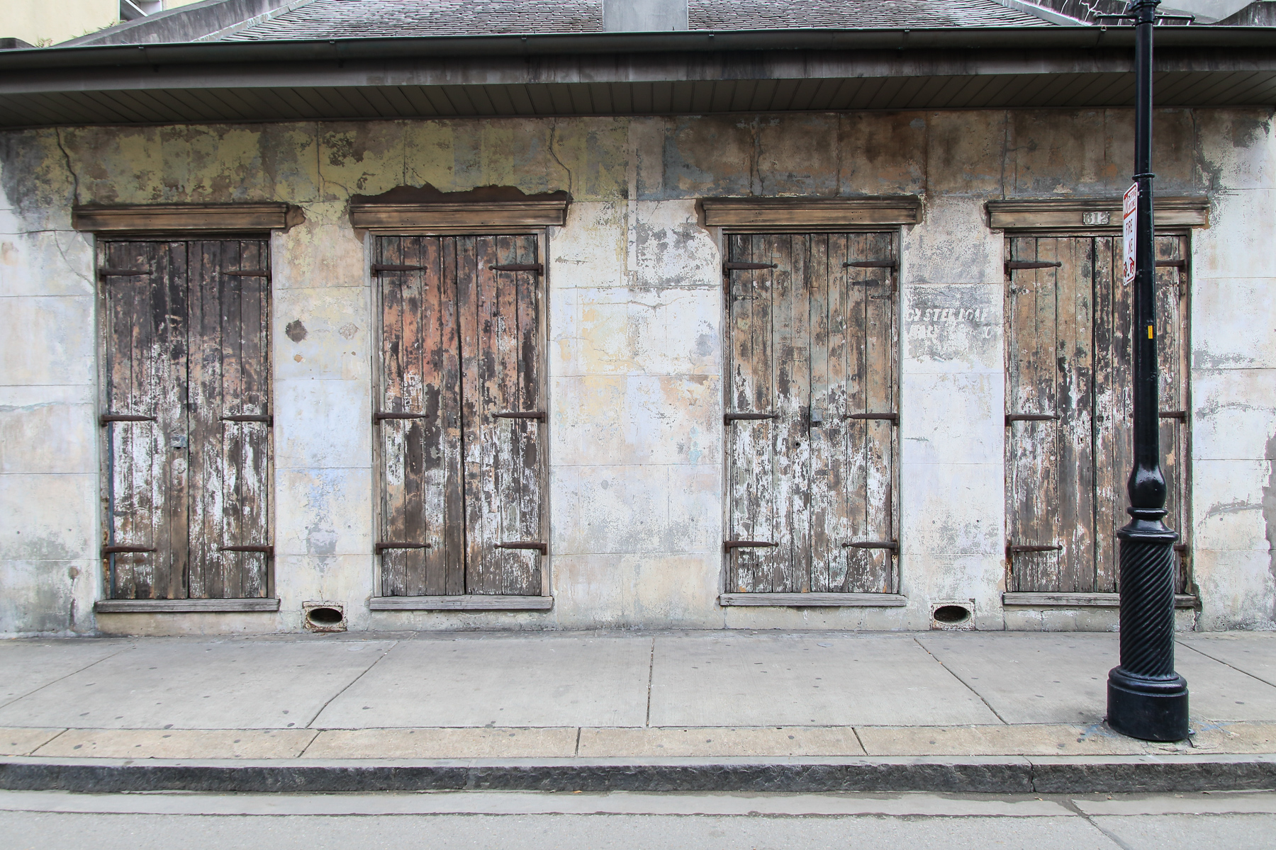 16-LA-journey-frenchquarter12.jpg