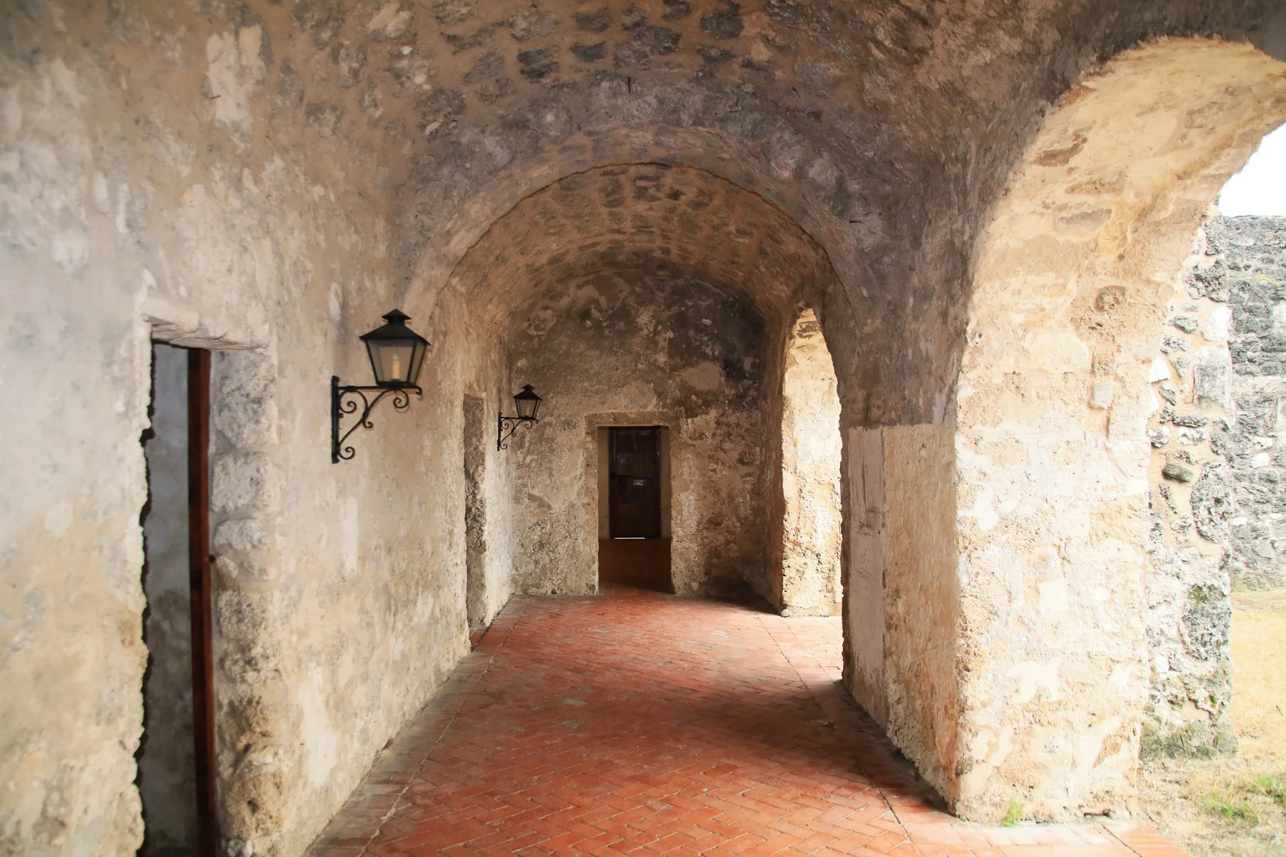 17-TX-journey-sanantonio16.jpg