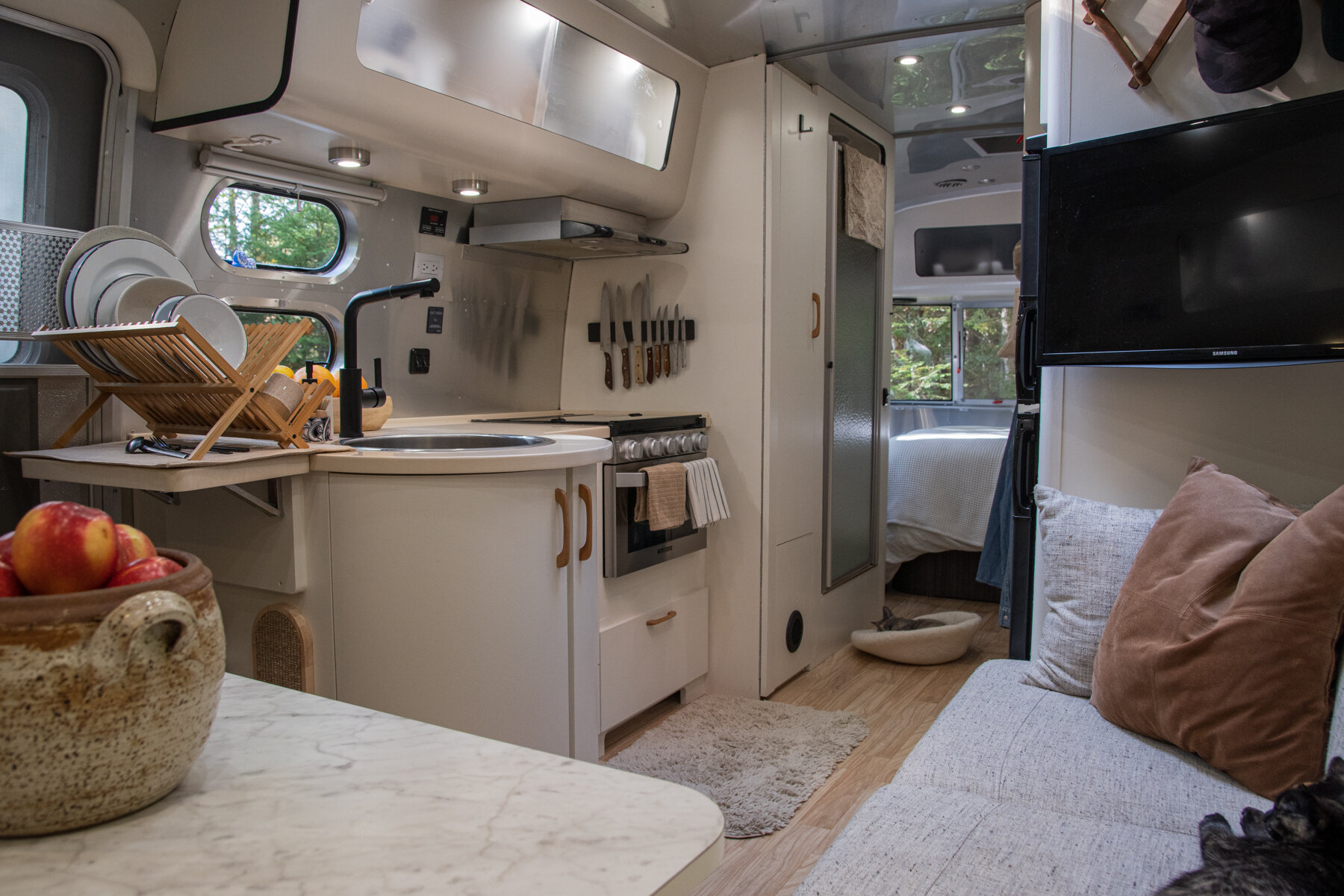 airstream-renovation-after-187.jpg