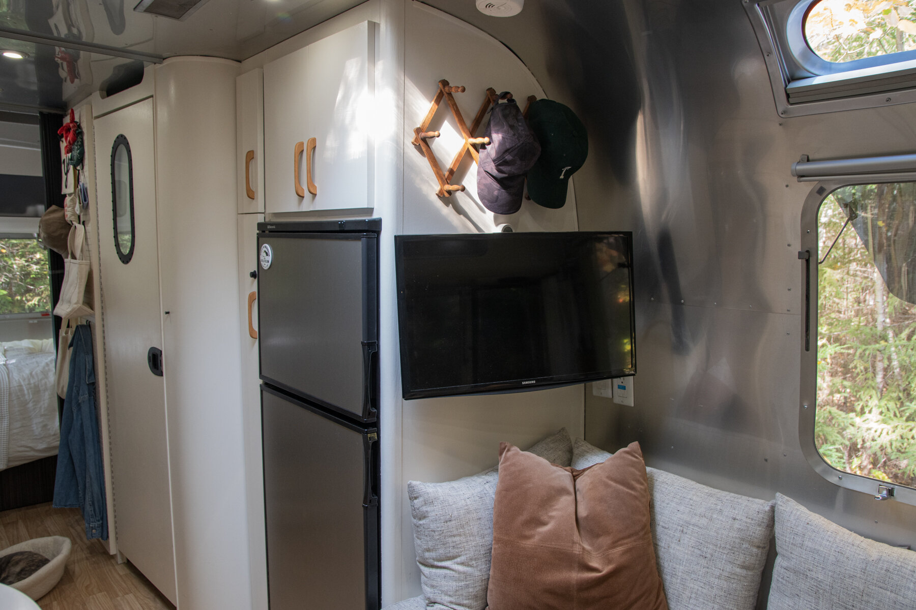 airstream-renovation-after-151.jpg