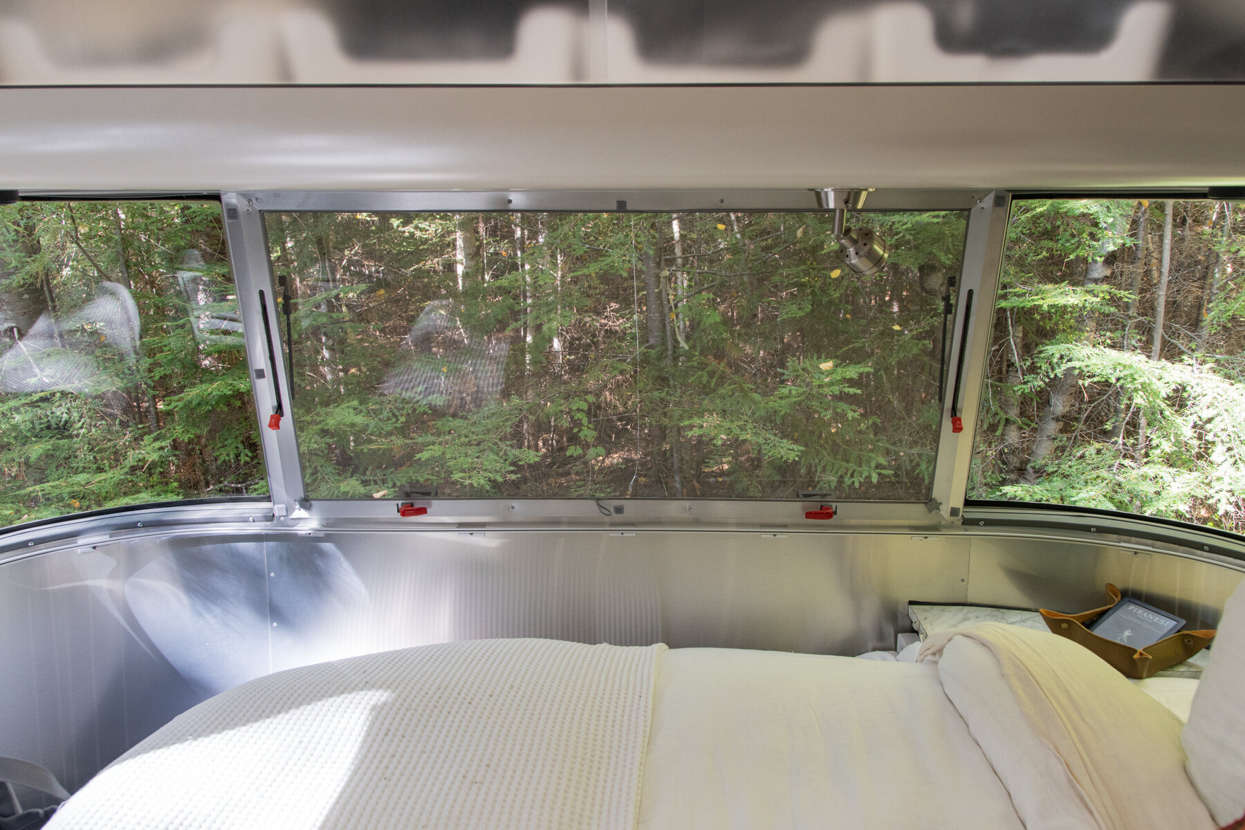 airstream-renovation-after-046.jpg