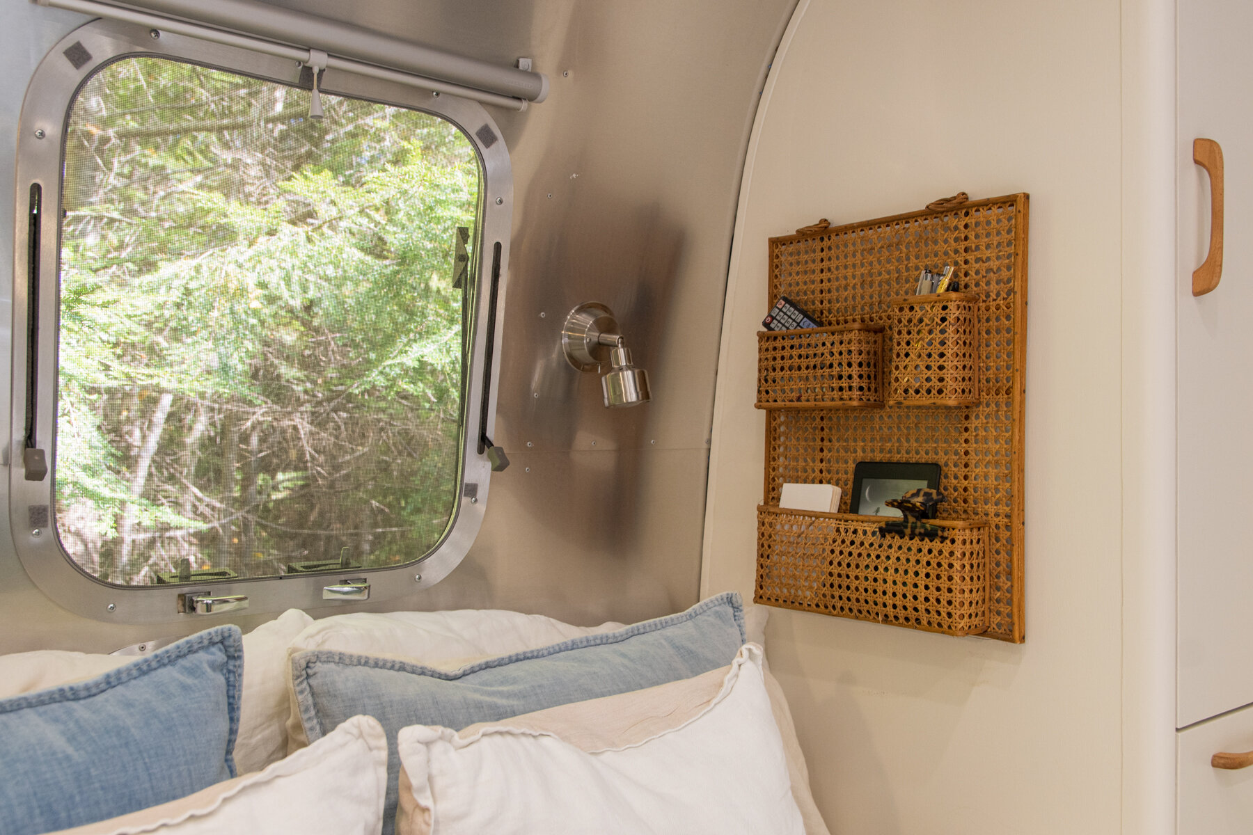 airstream-renovation-after-055.jpg
