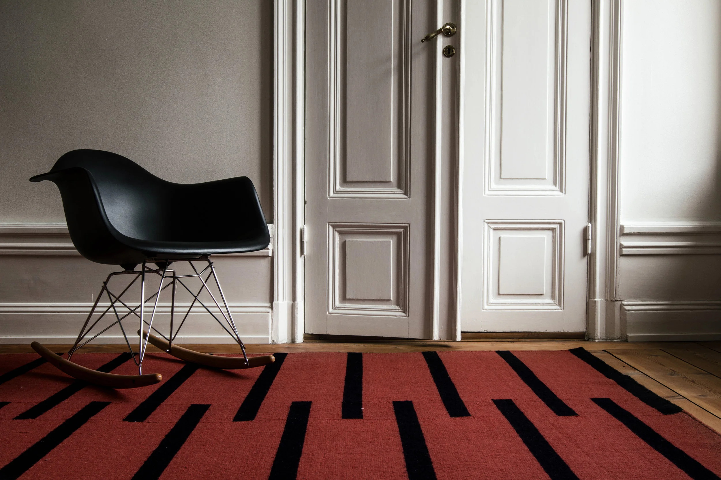 Tiger Red/Black 20th century apartment, Stockholm