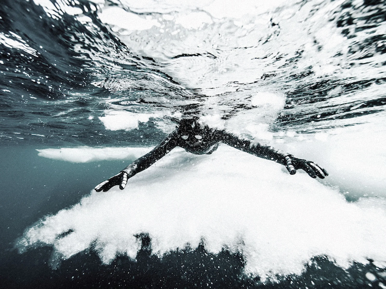 ops-har-s1-tn-cold-dive.jpg