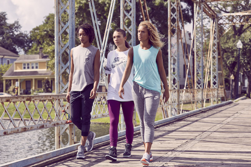 Fa16_NOLA_W_LIFESTYLE_FOOTBRIDGE.jpeg