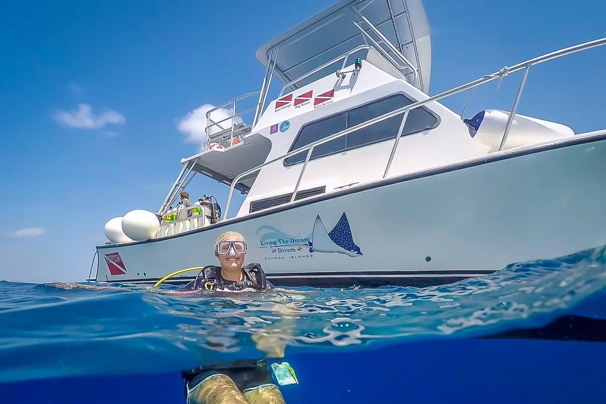 LIVING_THE_DREAM_DIVERS-1.jpg