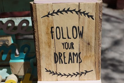 Shift Towards Entrepreneurship and Freelancing, as 9-to-5 Jobs Lose Appeal