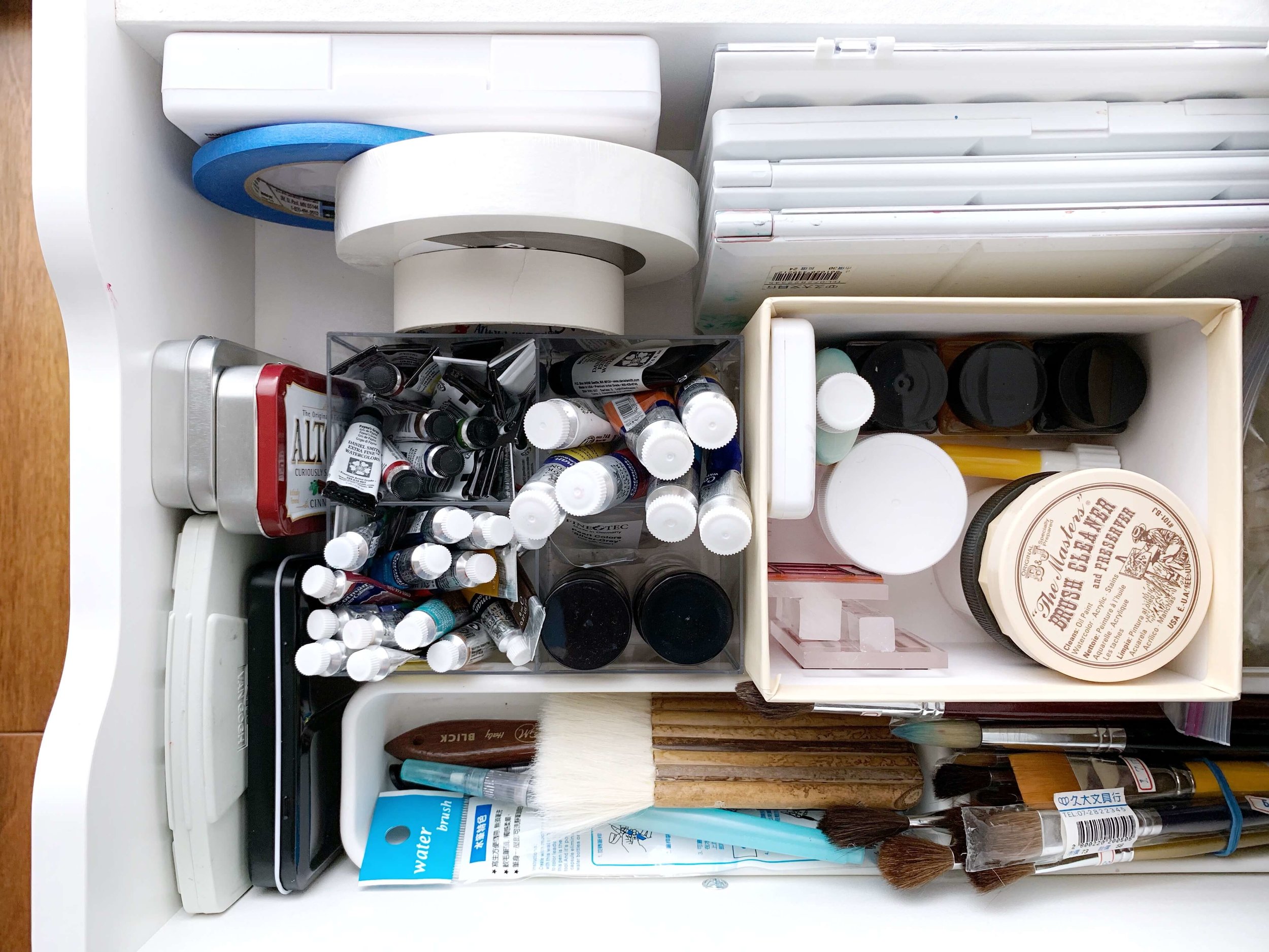 How I Organize My Watercolor Supplies