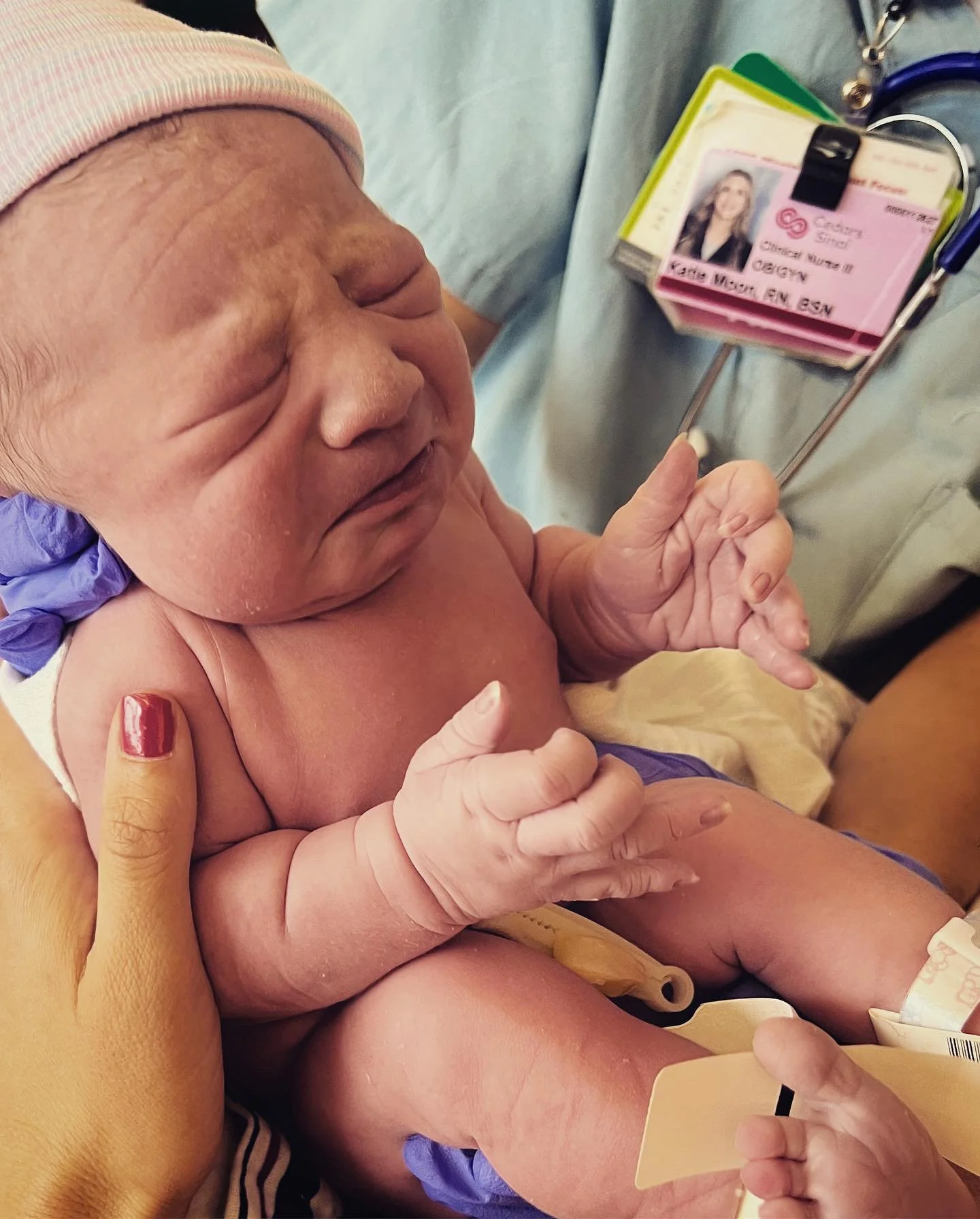 *assumes Bruce Buffer persona* LADIES AND GENTLEMEN! IT IS TIME! INTRODUCING IN THE KIVO&rsquo;S CORNER; FROM BEVERLY HILLS, CALIFORNIA, WEIGHING IN AT 8 LBS AND 1 OZ, HE STANDS AT 21 INCHES TALL&hellip; HE IS THE CUTEST LITTLE BROTHER &amp; ONE OF T