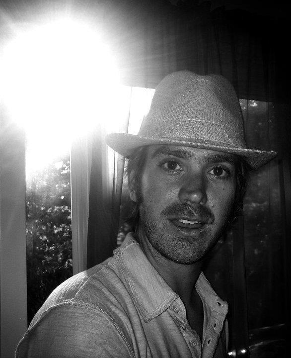 Jobo - Light and Hat.jpg